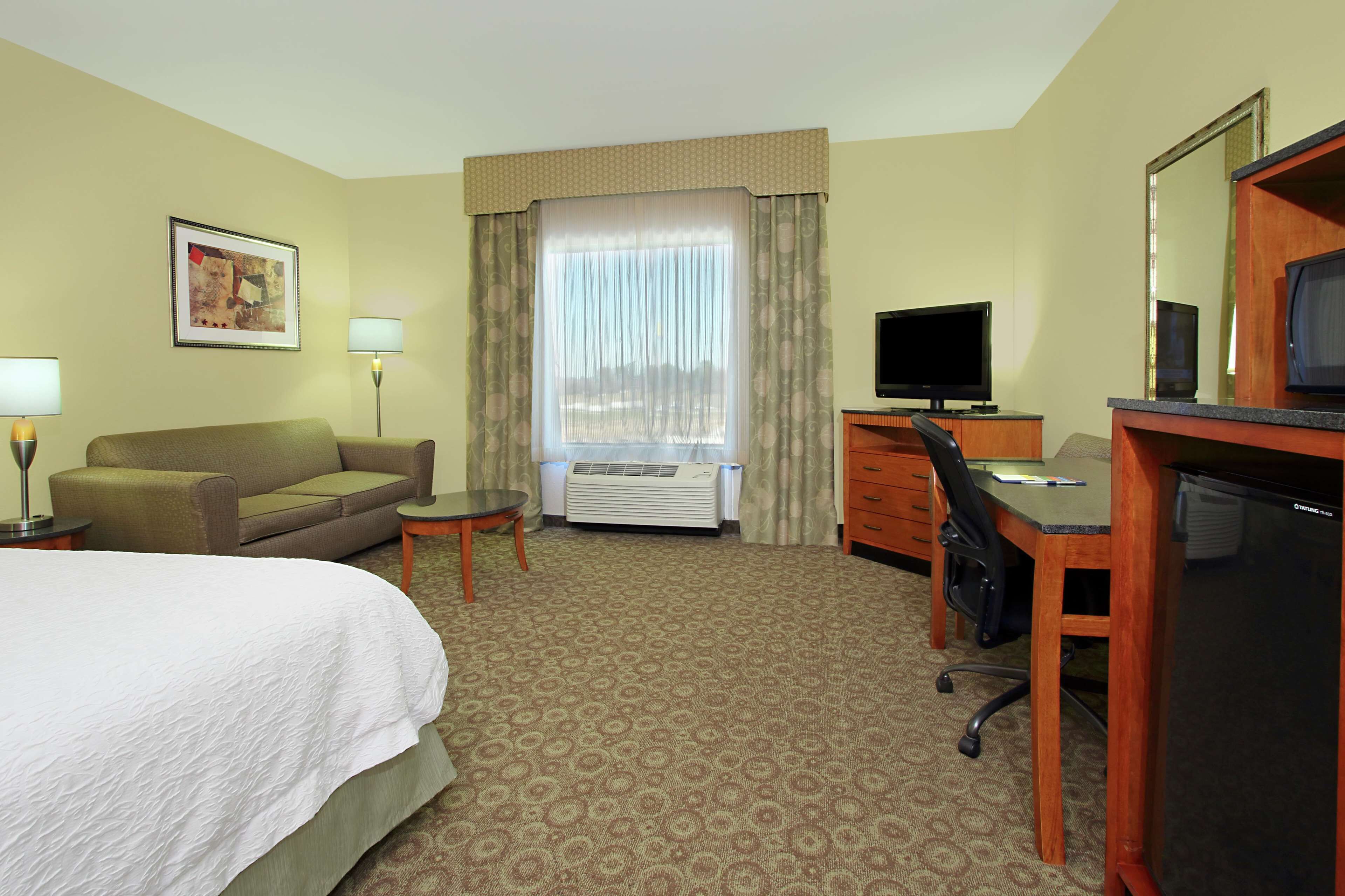 Hampton Inn & Suites Buffalo Hampton Inn & Suites Buffalo