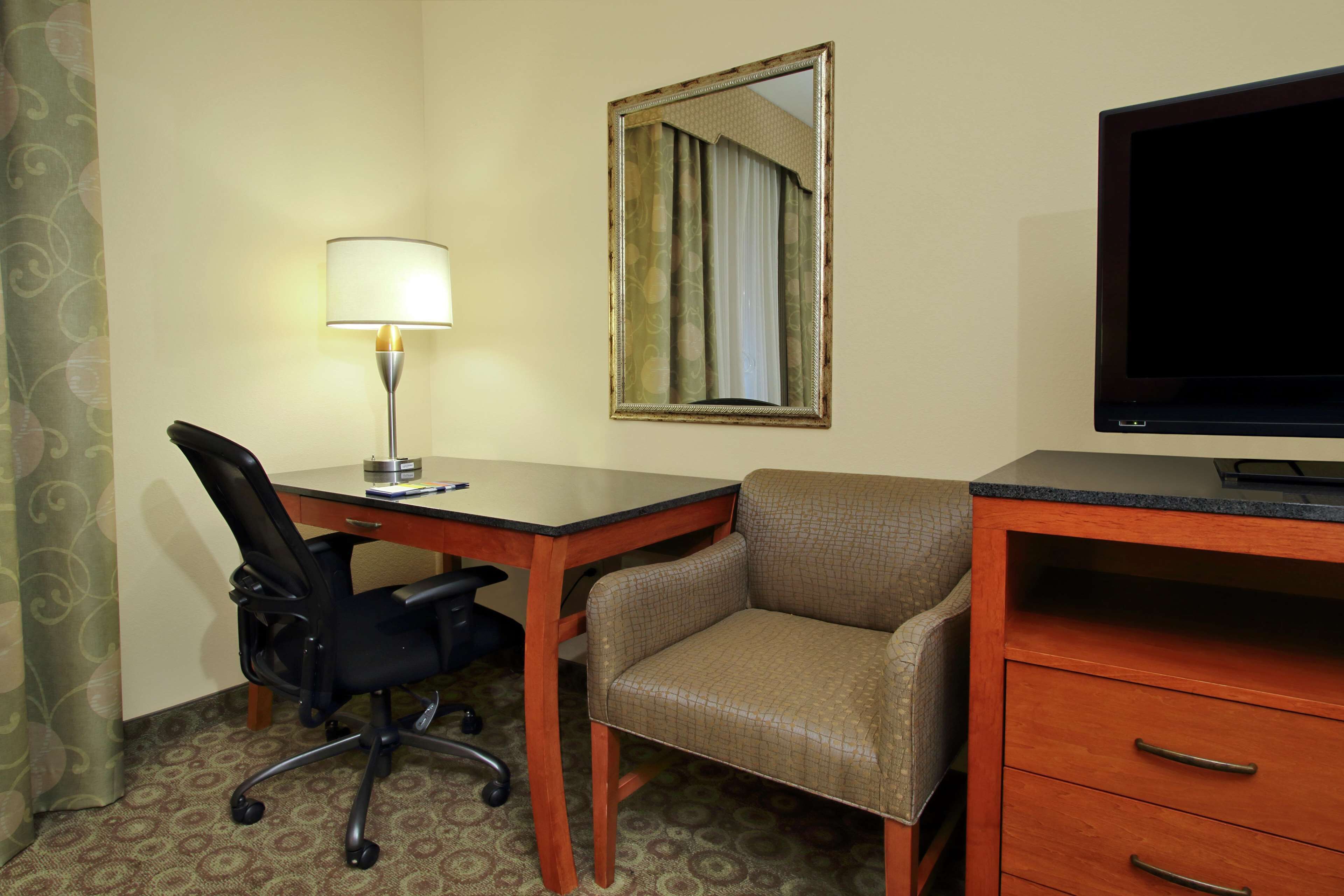 Hampton Inn & Suites Buffalo Hampton Inn & Suites Buffalo