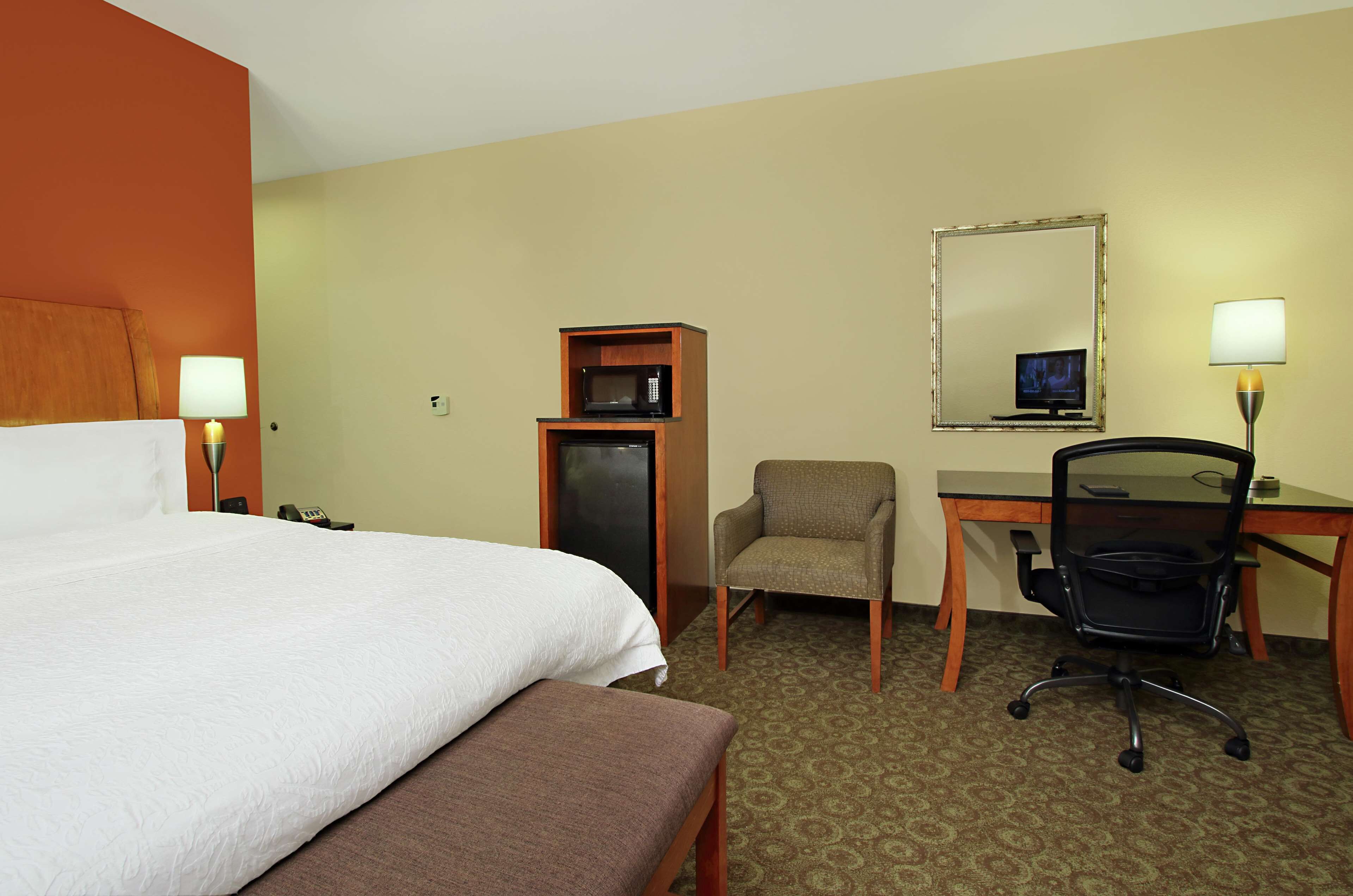 Hampton Inn & Suites Buffalo Hampton Inn & Suites Buffalo