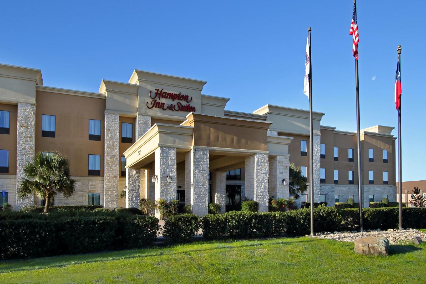 Hampton Inn & Suites Buffalo Hampton Inn & Suites Buffalo
