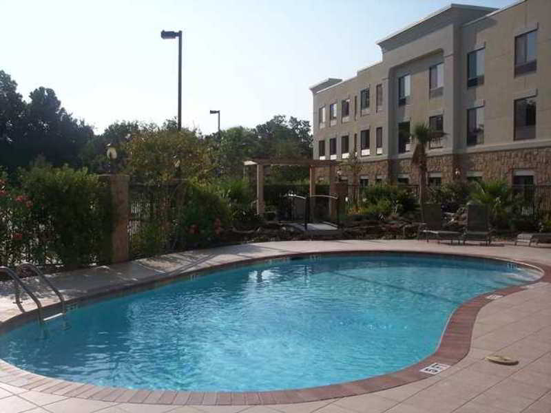 Hampton Inn & Suites College Station/US 6-East Bypass Hampton Inn & Suites College Station/US 6-East Bypass