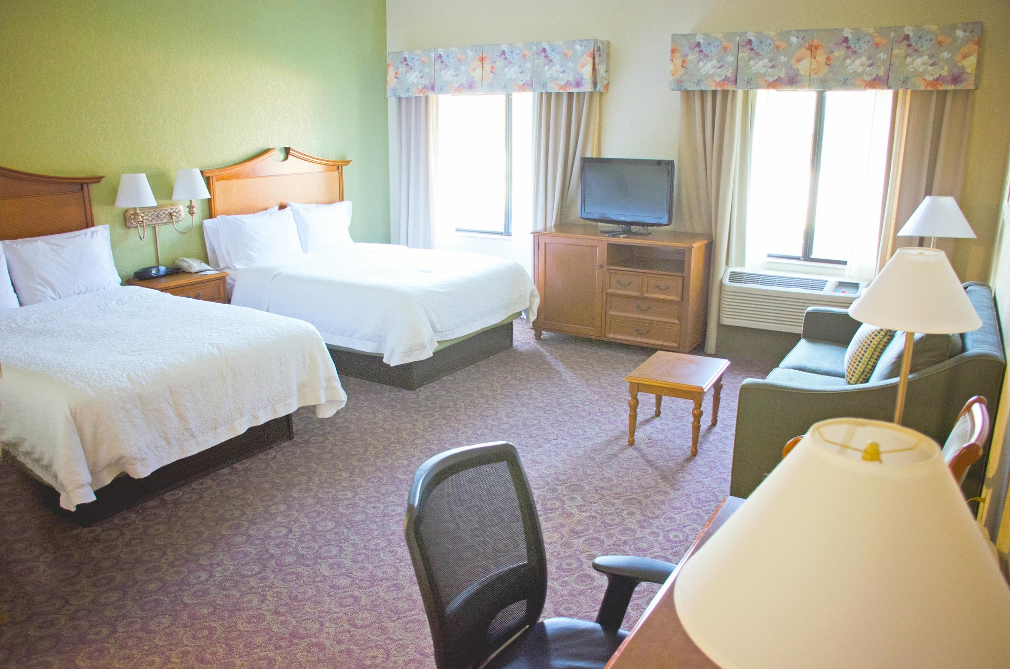 Hampton Inn & Suites College Station/US 6-East Bypass Hampton Inn & Suites College Station/US 6-East Bypass