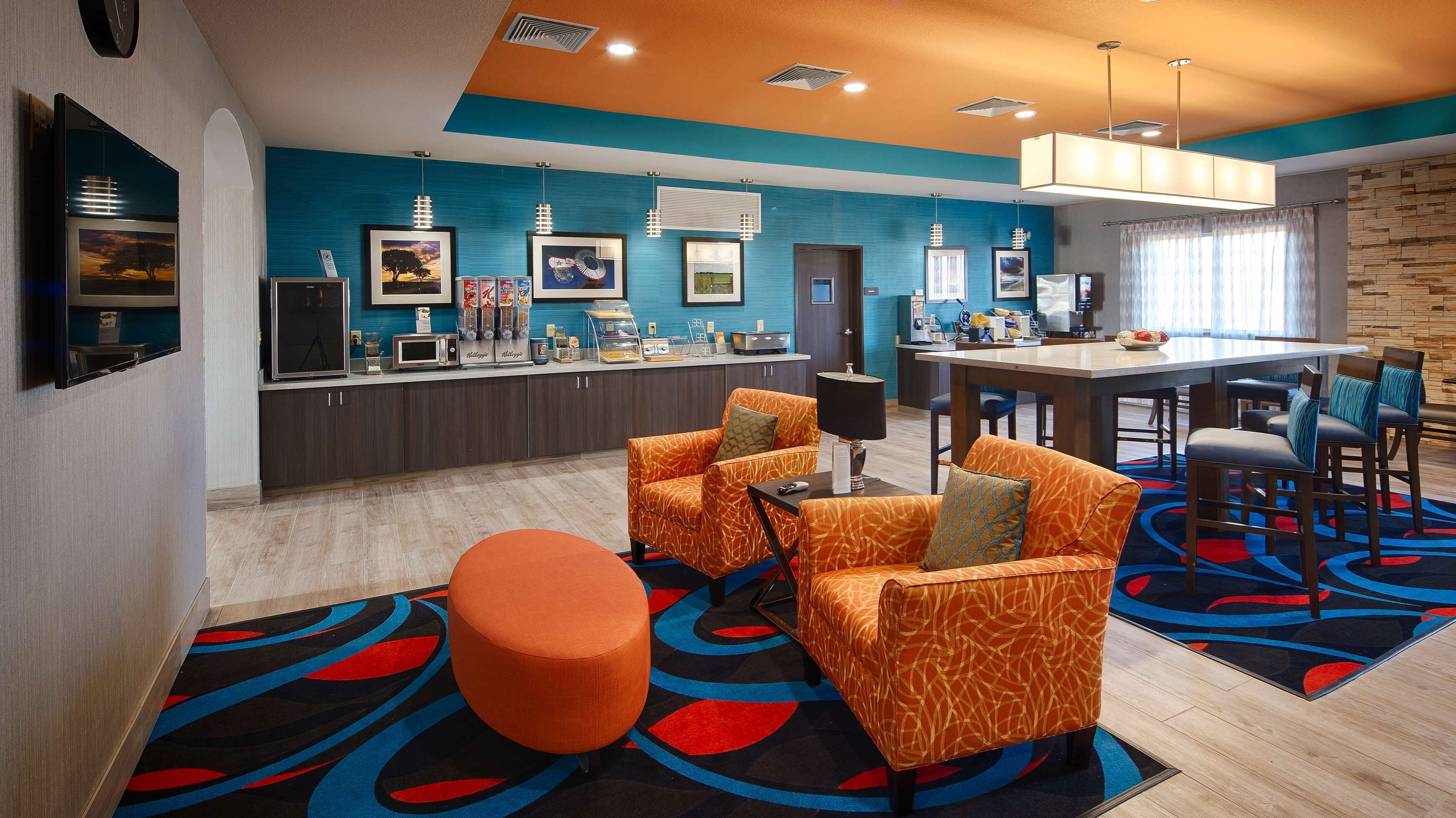 Best Western Plus Lonestar Inn and Suites