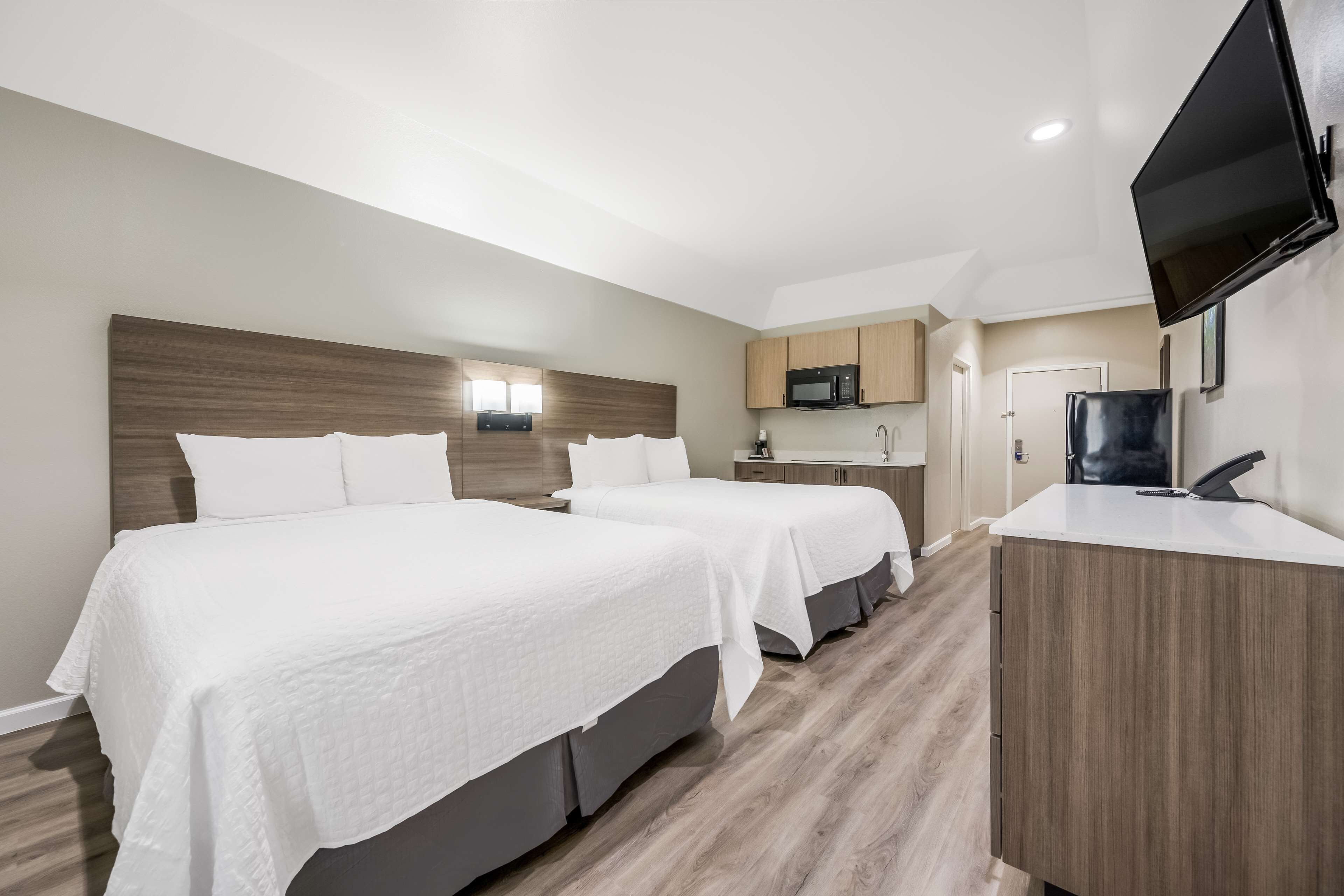 SureStay Studio by Best Western Conroe Downtown