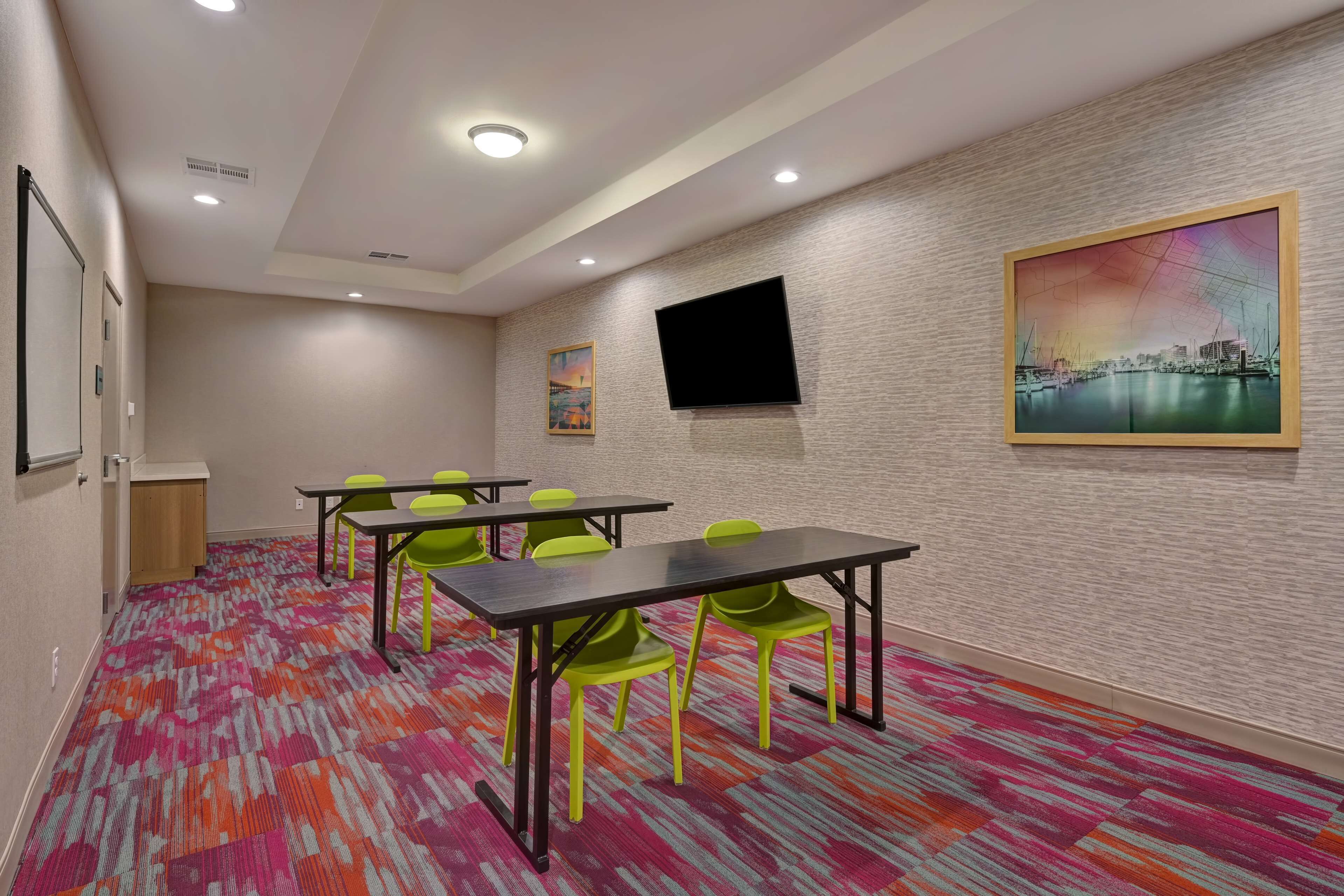 Home2 Suites by Hilton Corpus Christi Southeast