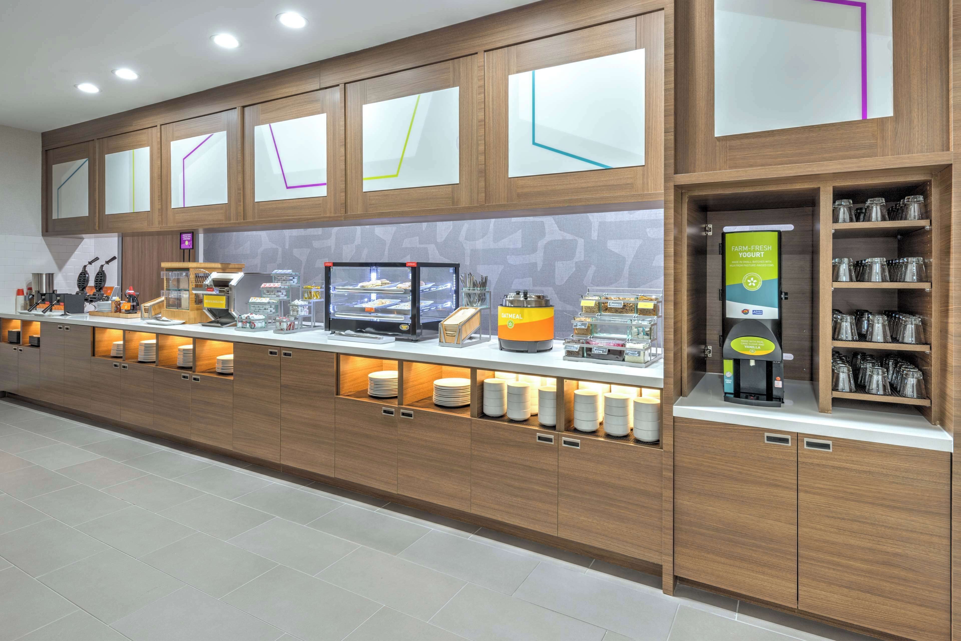 Home2 Suites by Hilton Dallas I-30 Cockrell Hill Home2 Suites by Hilton Dallas I-30 Cockrell Hill