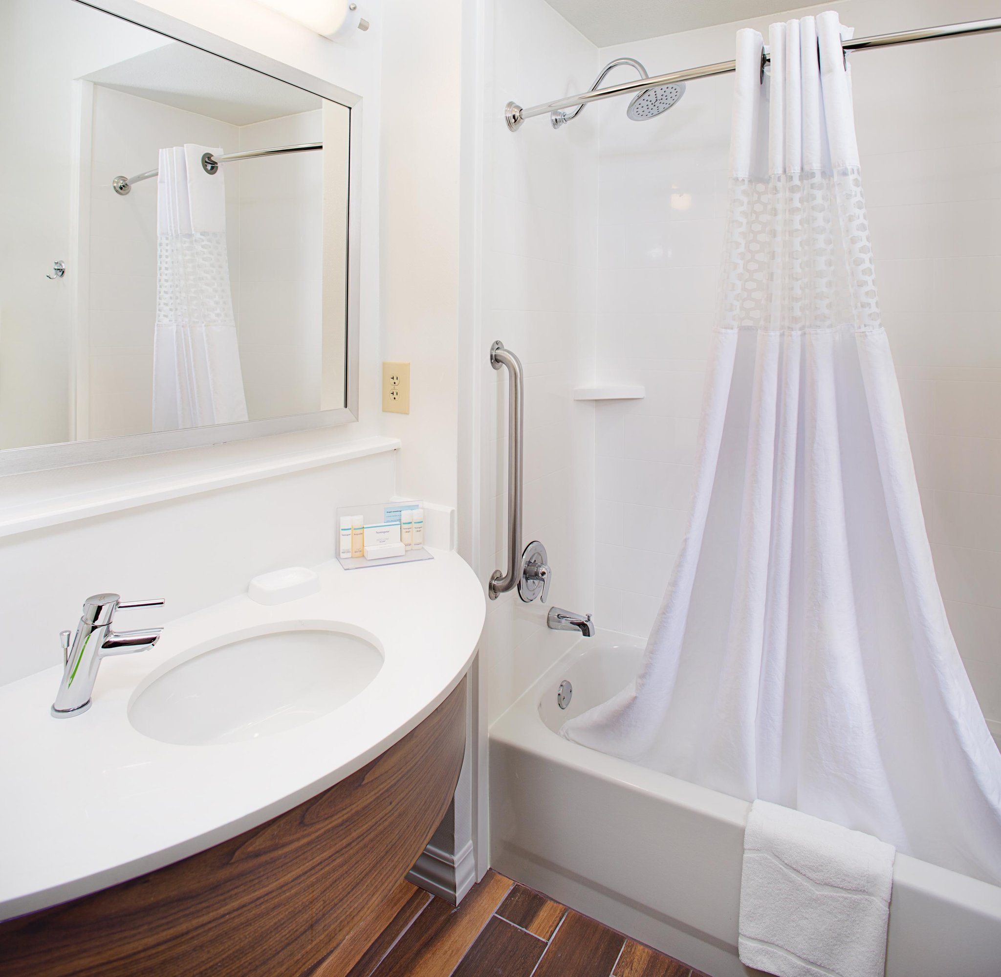 Hampton Inn & Suites Denton Hampton Inn & Suites Denton