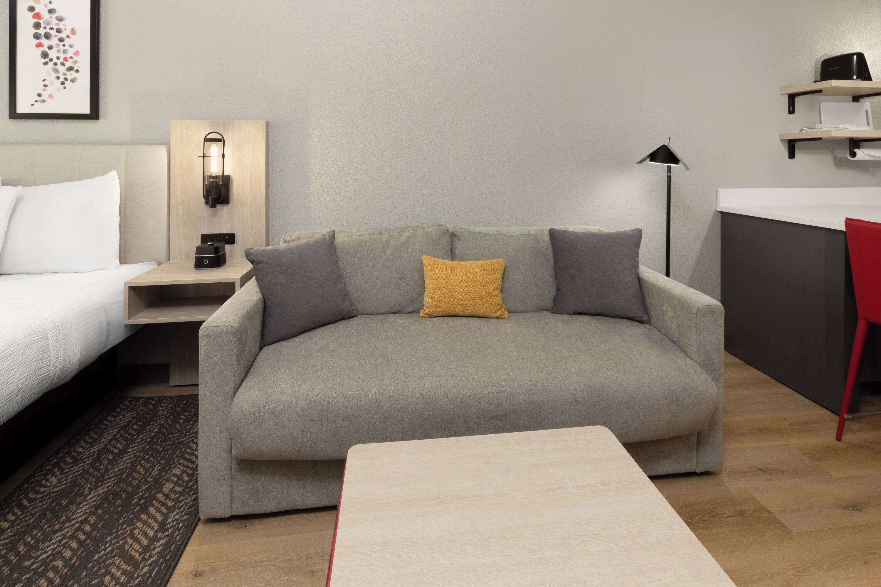 Hawthorn Extended Stay by Wyndham Desoto