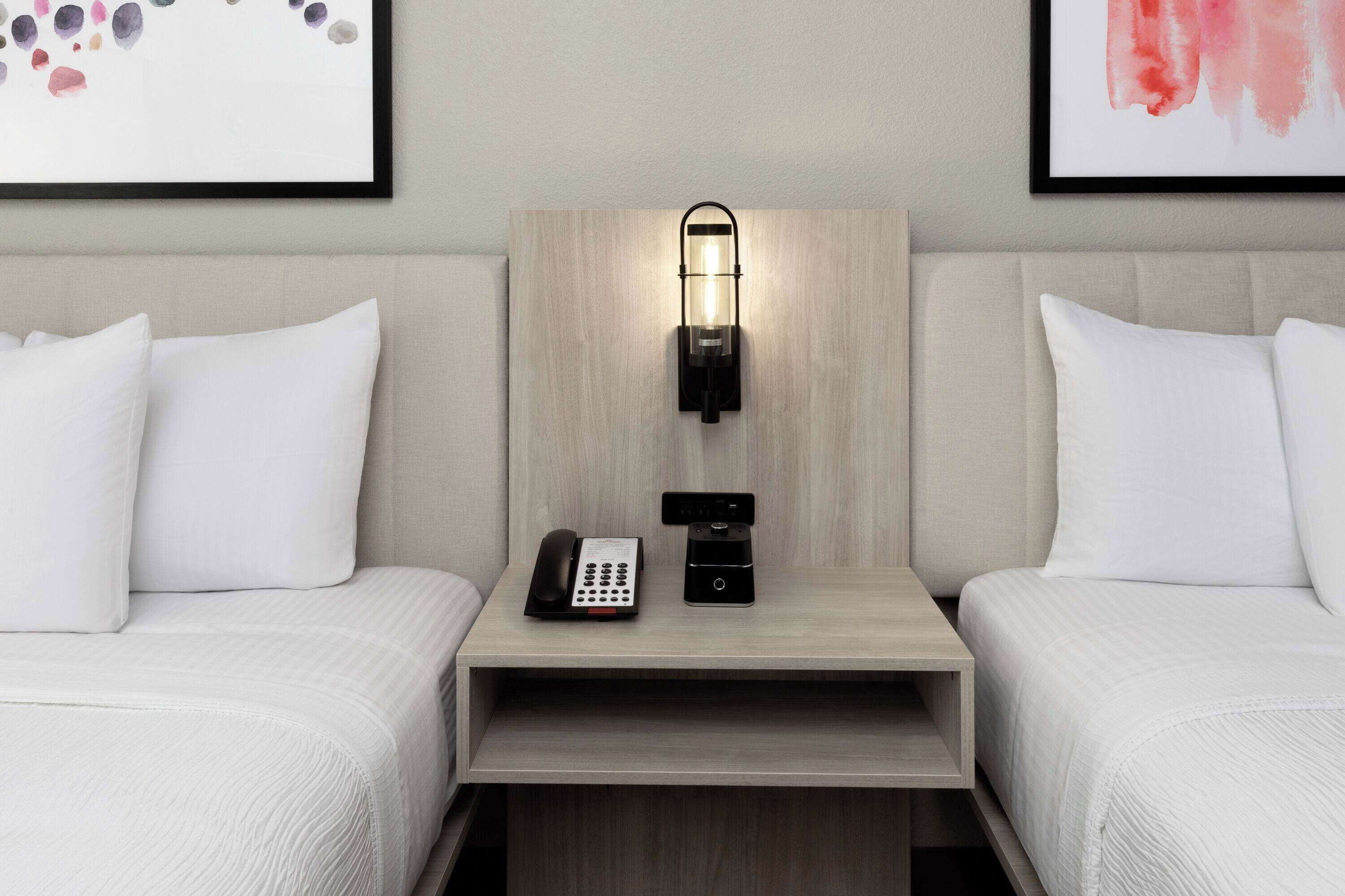 Hawthorn Extended Stay by Wyndham Desoto