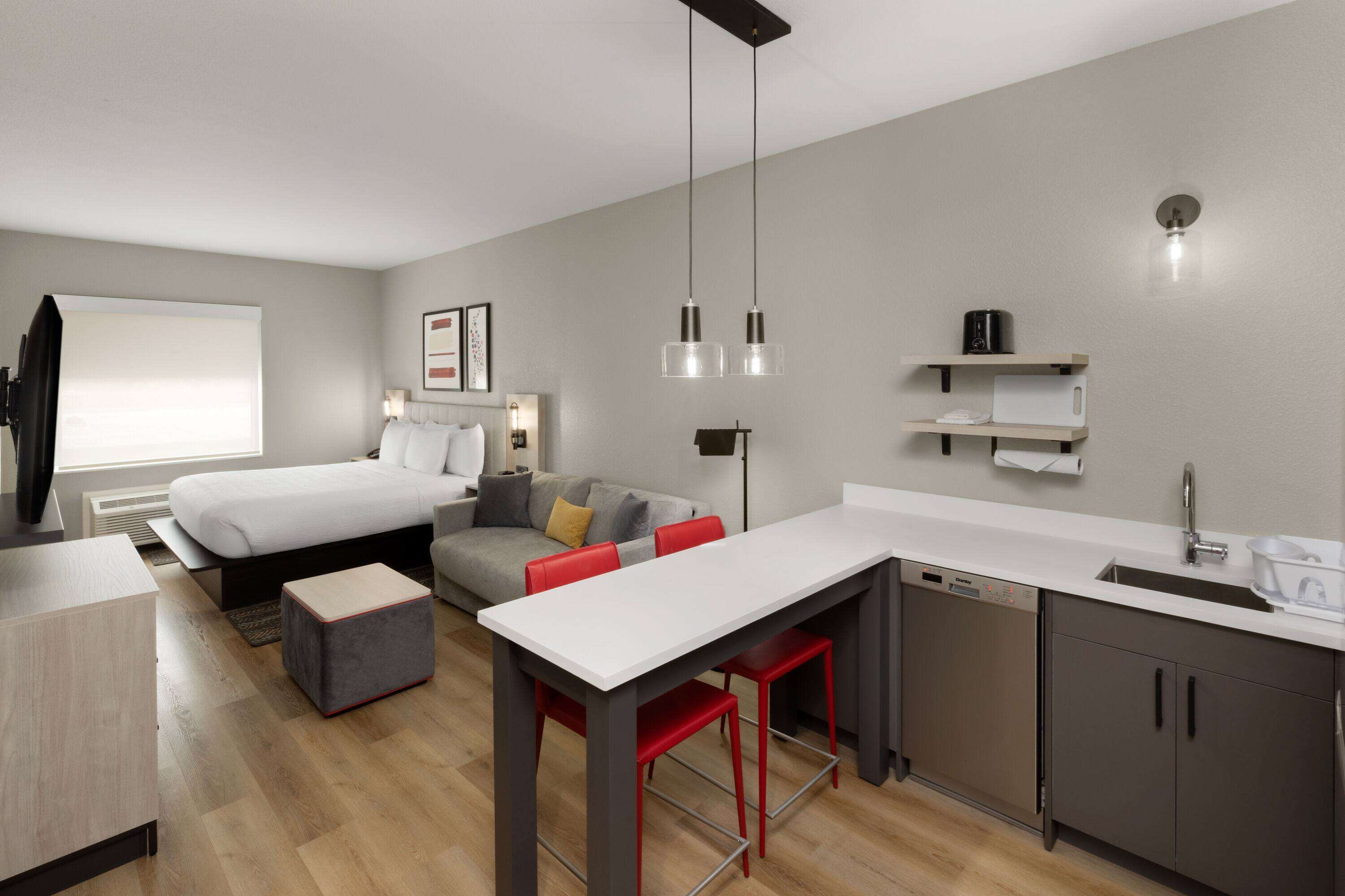 Hawthorn Extended Stay by Wyndham Desoto