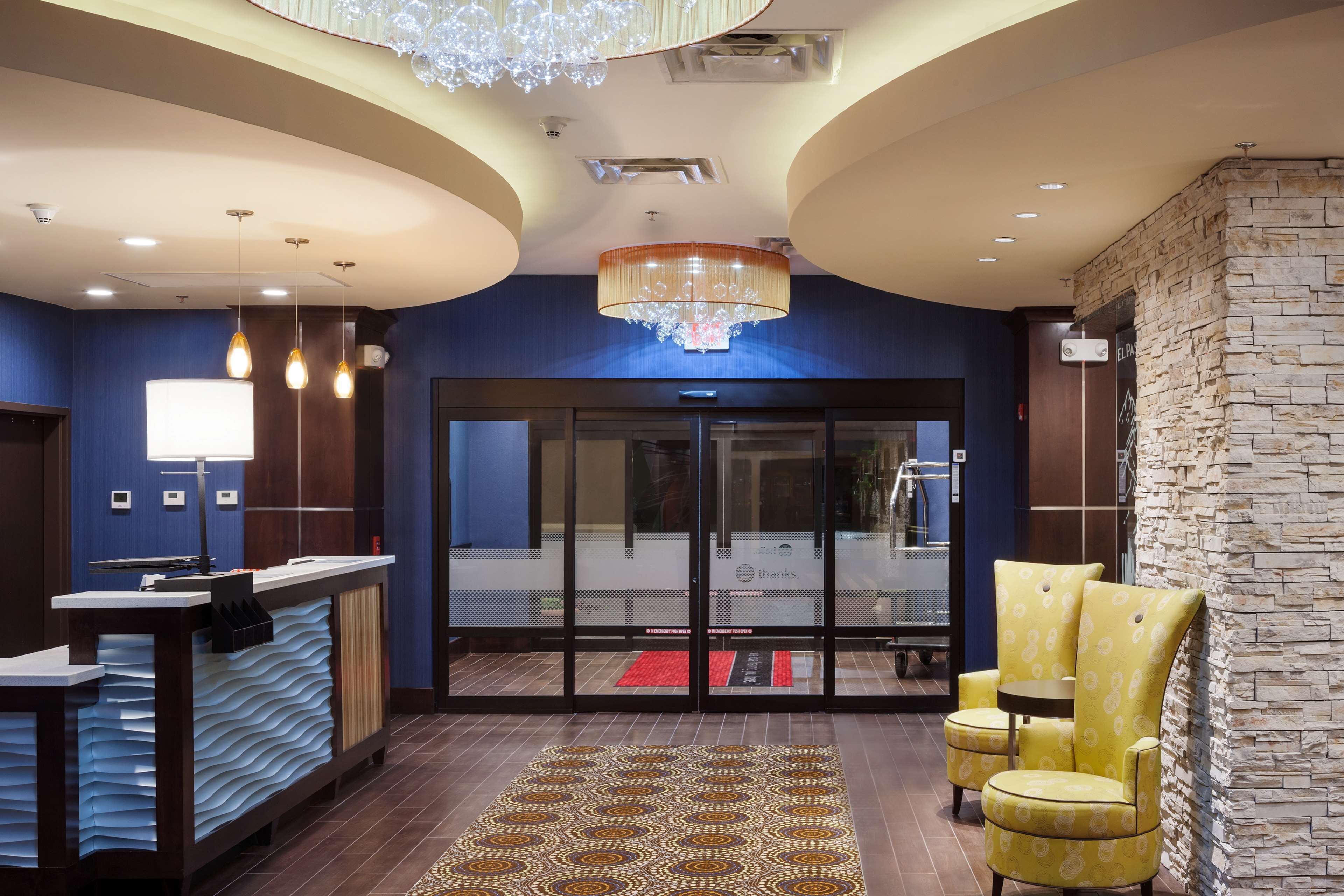 Hampton Inn & Suites El Paso/East Hampton Inn & Suites El Paso/East