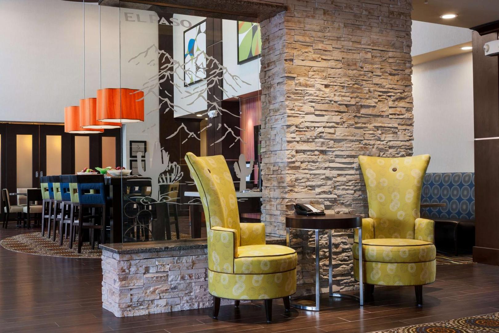 Hampton Inn & Suites El Paso/East Hampton Inn & Suites El Paso/East