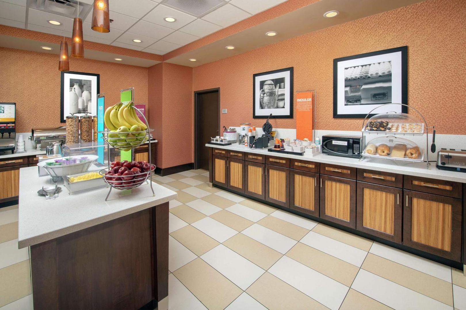Hampton Inn & Suites El Paso/East Hampton Inn & Suites El Paso/East