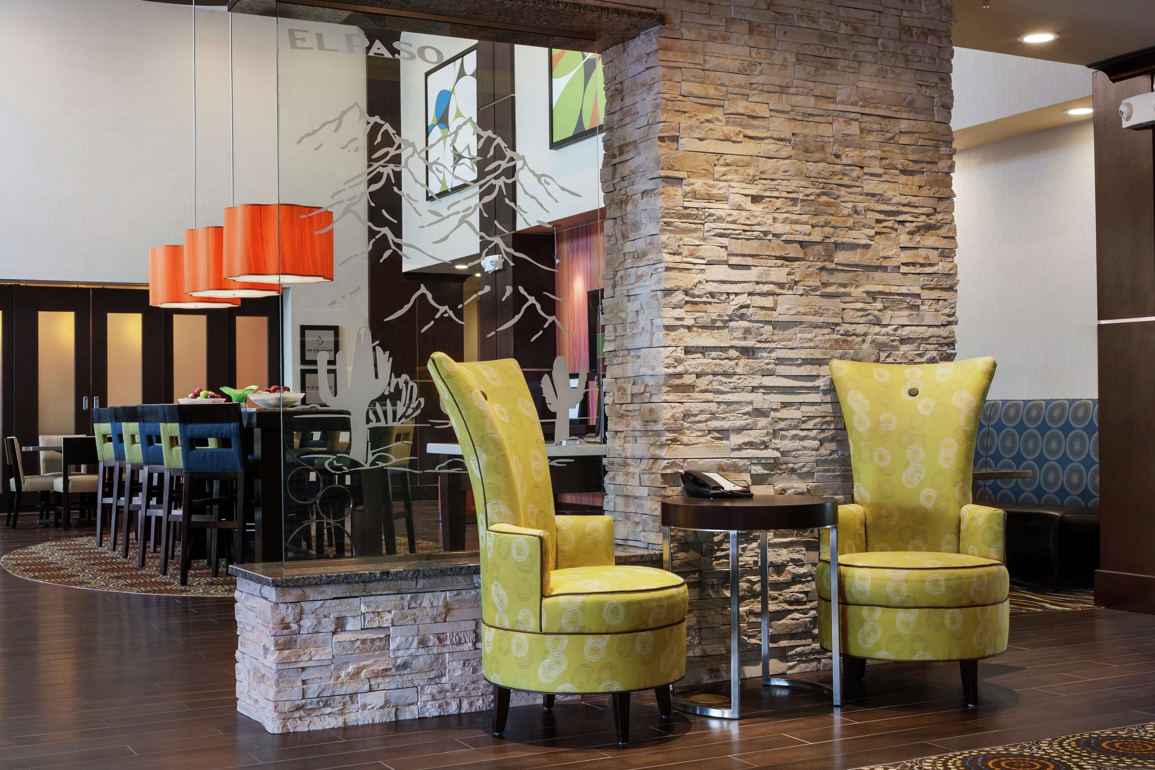 Hampton Inn & Suites El Paso/East Hampton Inn & Suites El Paso/East