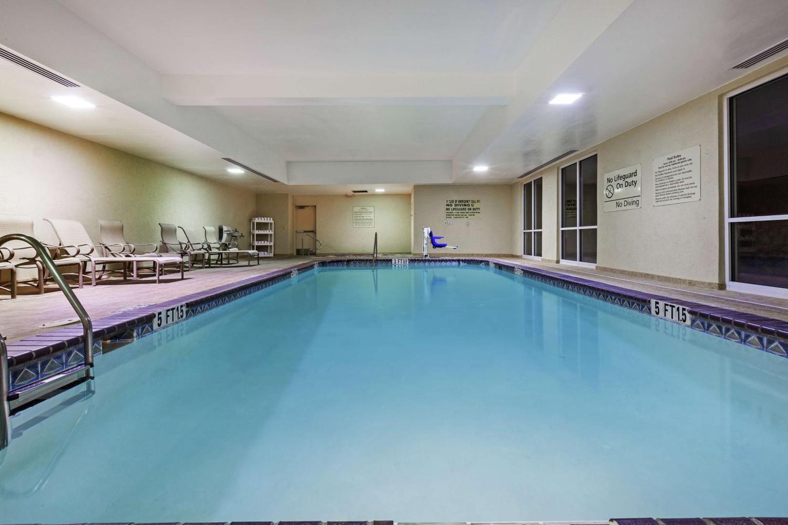 Hampton Inn & Suites El Paso West Hampton Inn & Suites El Paso West