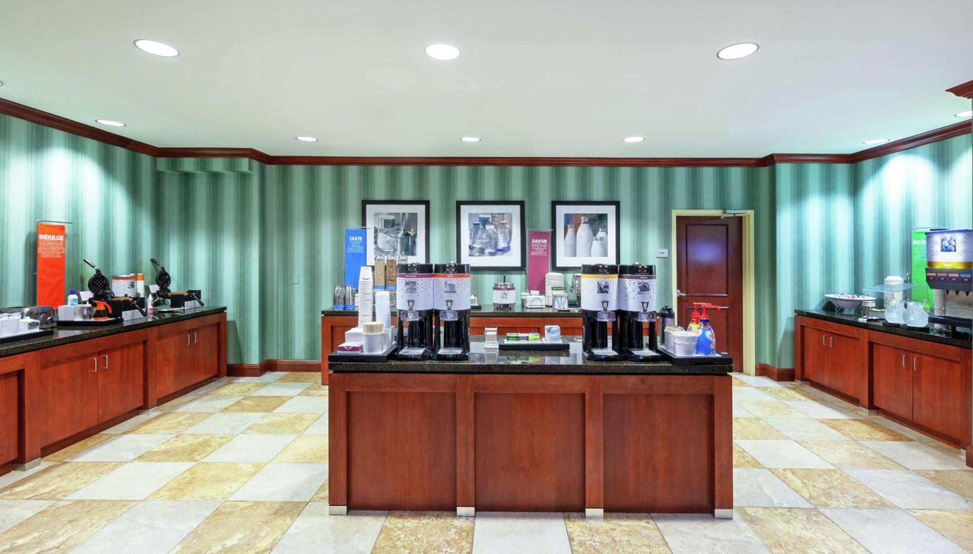 Hampton Inn & Suites El Paso West Hampton Inn & Suites El Paso West