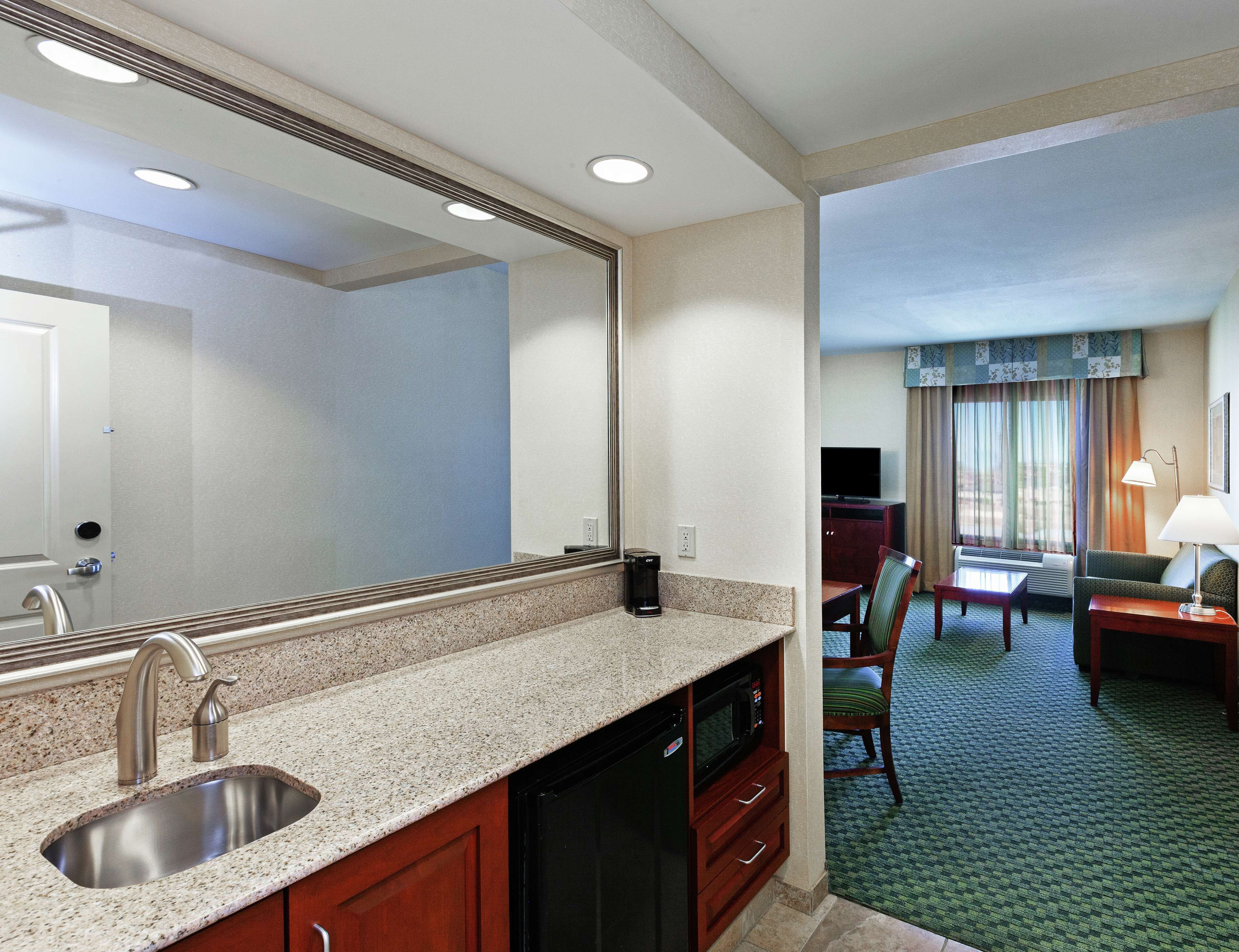 Hampton Inn & Suites El Paso West Hampton Inn & Suites El Paso West