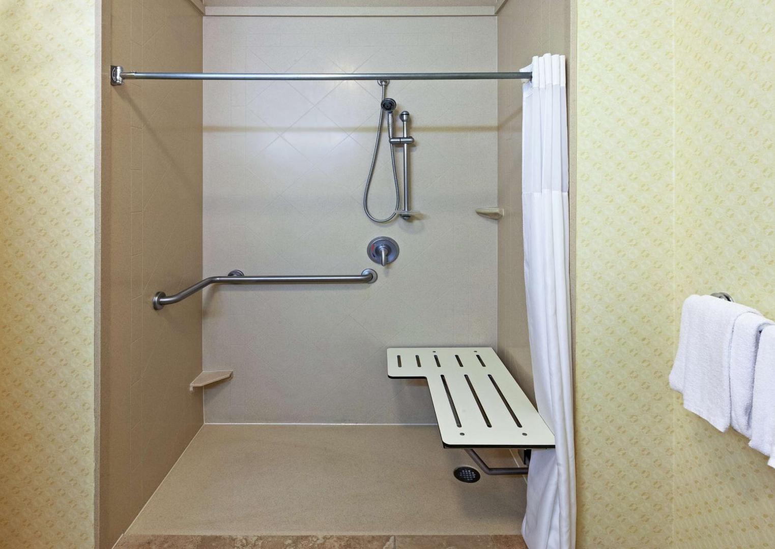 Hampton Inn & Suites El Paso West Hampton Inn & Suites El Paso West