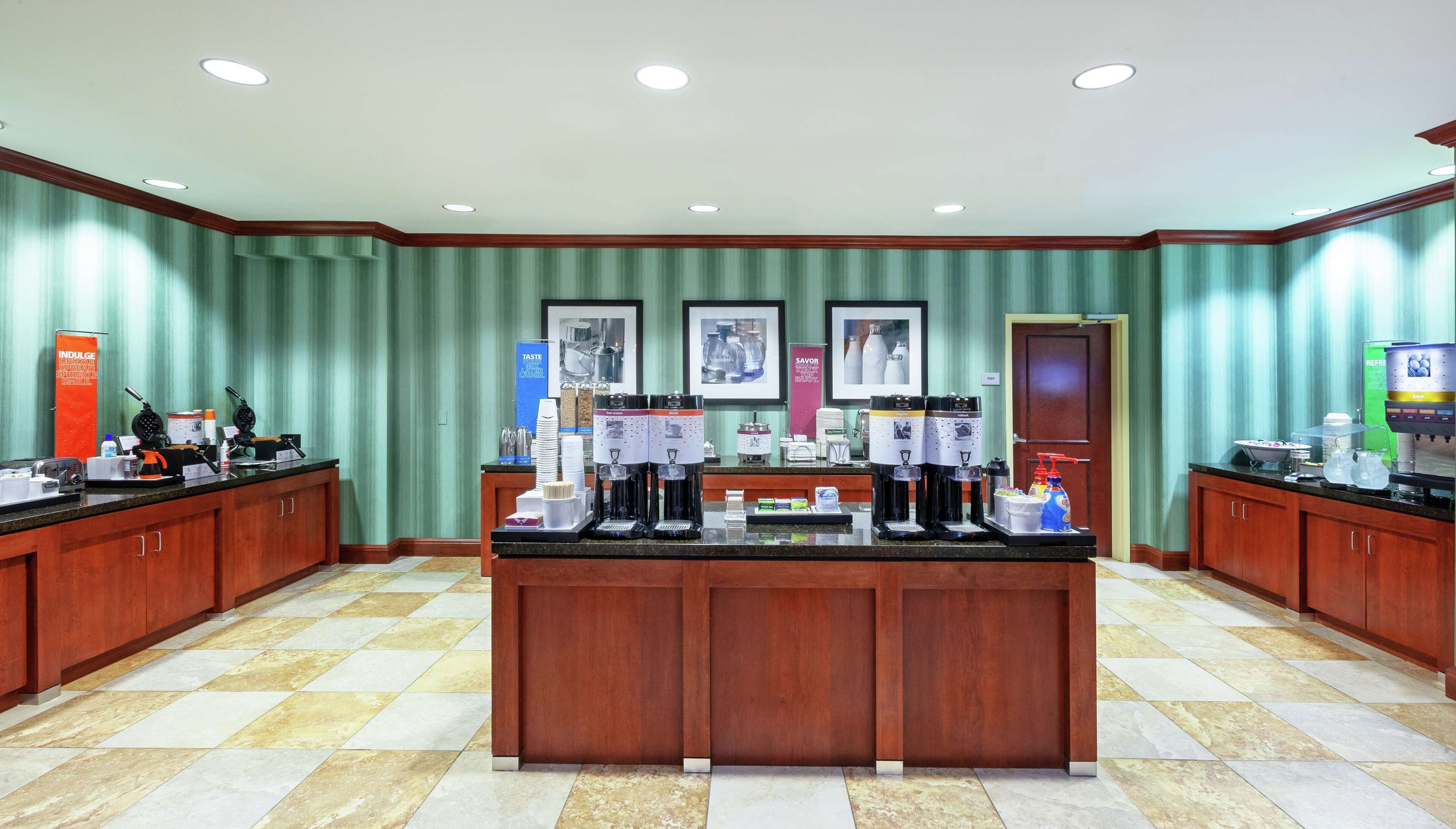 Hampton Inn & Suites El Paso West Hampton Inn & Suites El Paso West