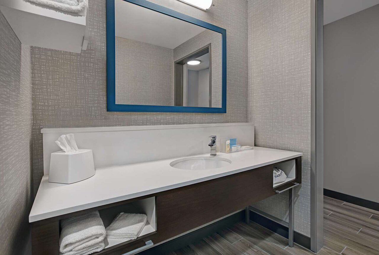 Hampton Inn & Suites Farmers Branch Dallas Hampton Inn & Suites Farmers Branch Dallas