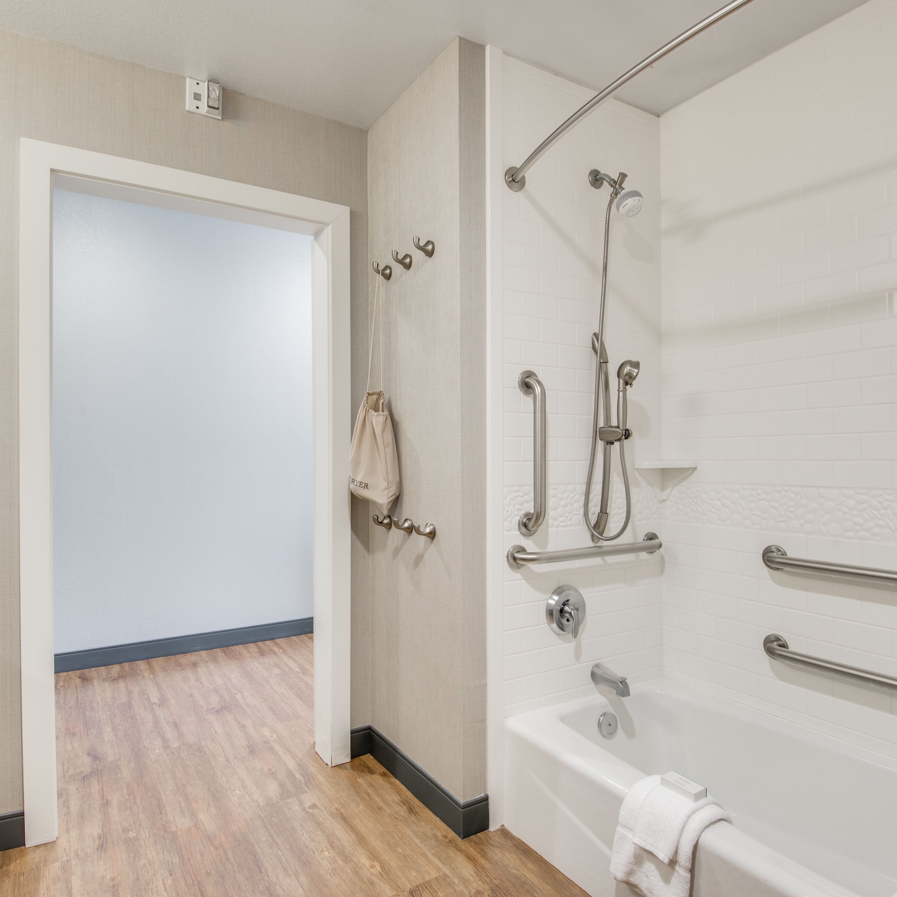 Hampton Inn & Suites Dallas Ft Worth Airport South Hampton Inn & Suites Dallas Ft Worth Airport South