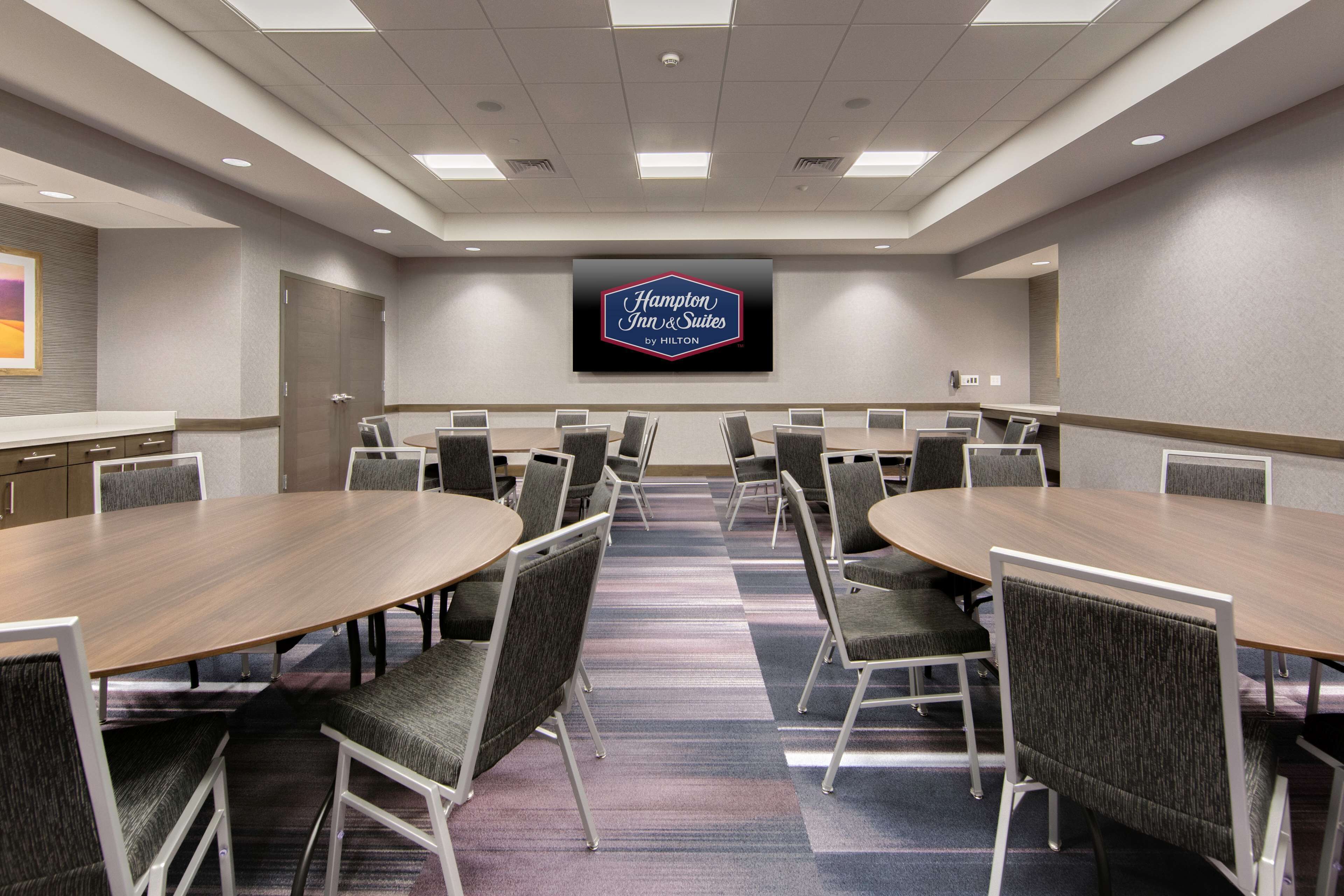 Hampton Inn & Suites Fort Worth Downtown Hampton Inn & Suites Fort Worth Downtown