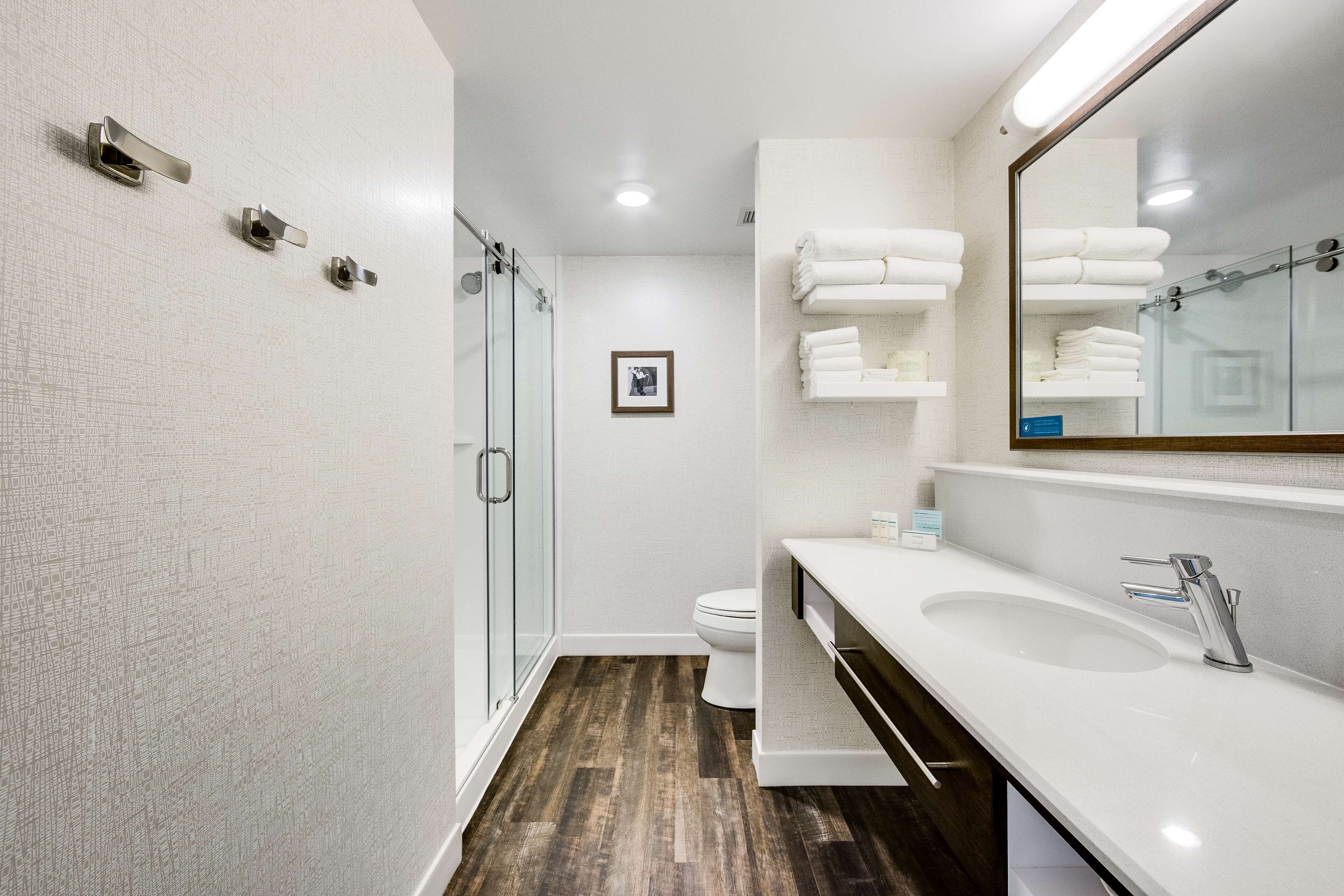 Hampton Inn & Suites Fort Worth Downtown Hampton Inn & Suites Fort Worth Downtown