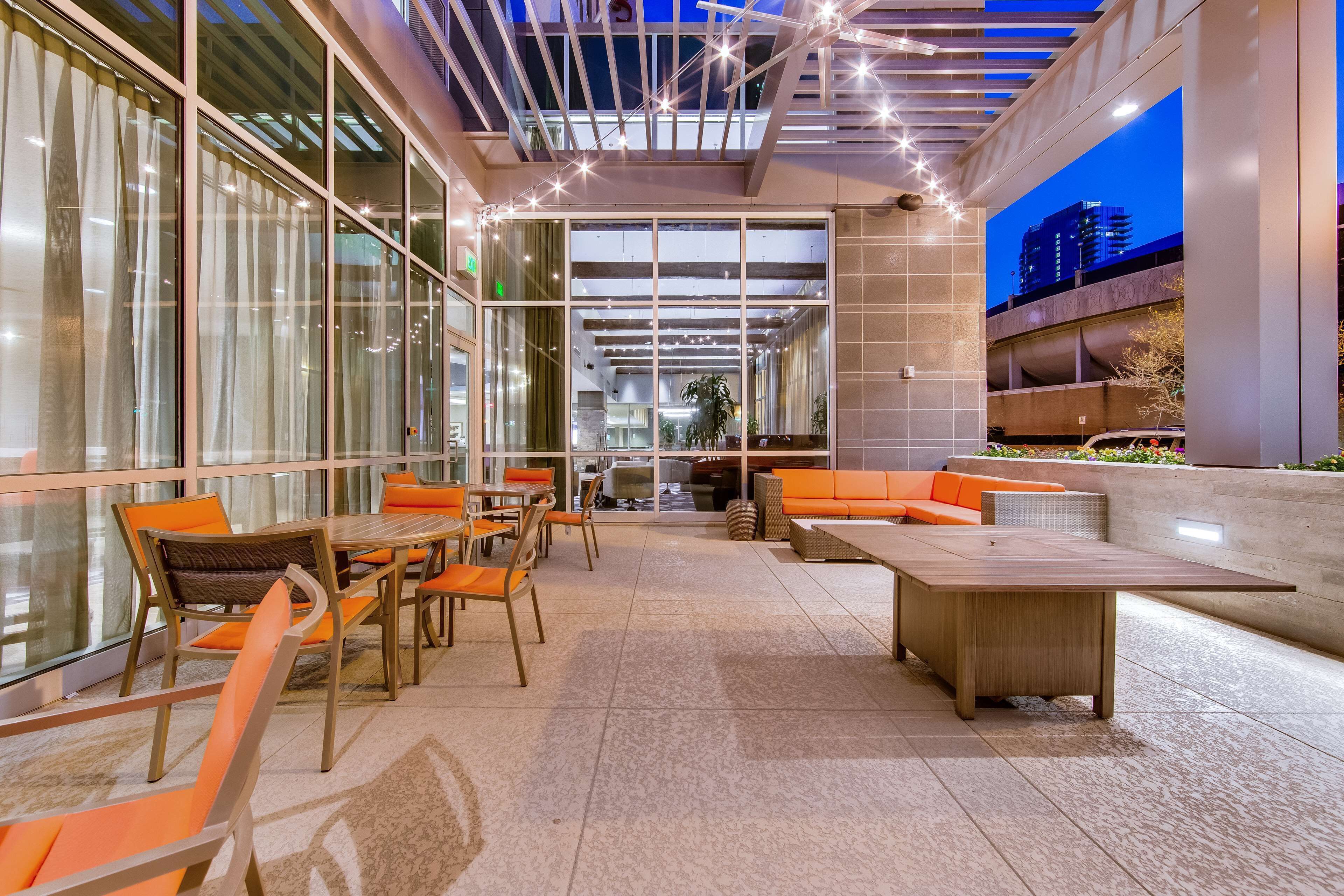 Hampton Inn & Suites Fort Worth Downtown Hampton Inn & Suites Fort Worth Downtown
