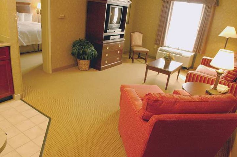 Hampton Inn & Suites DFW Airport Hampton Inn & Suites DFW Airport