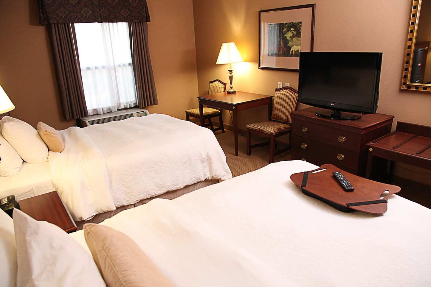 Hampton Inn & Suites DFW Airport Hampton Inn & Suites DFW Airport