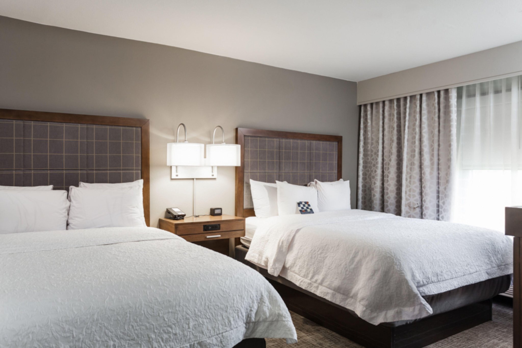 Hampton Inn & Suites DFW Airport Hampton Inn & Suites DFW Airport