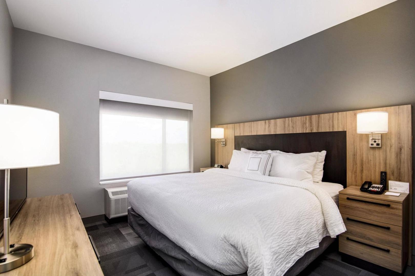 TownePlace Suites Houston Hobby Airport TownePlace Suites Houston Hobby Airport