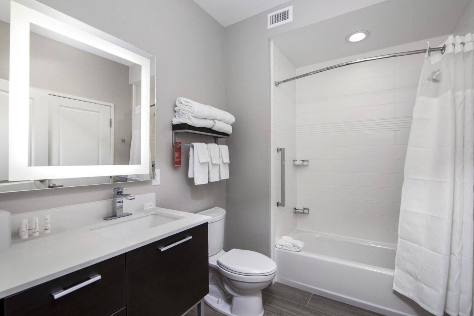 TownePlace Suites Houston Hobby Airport TownePlace Suites Houston Hobby Airport