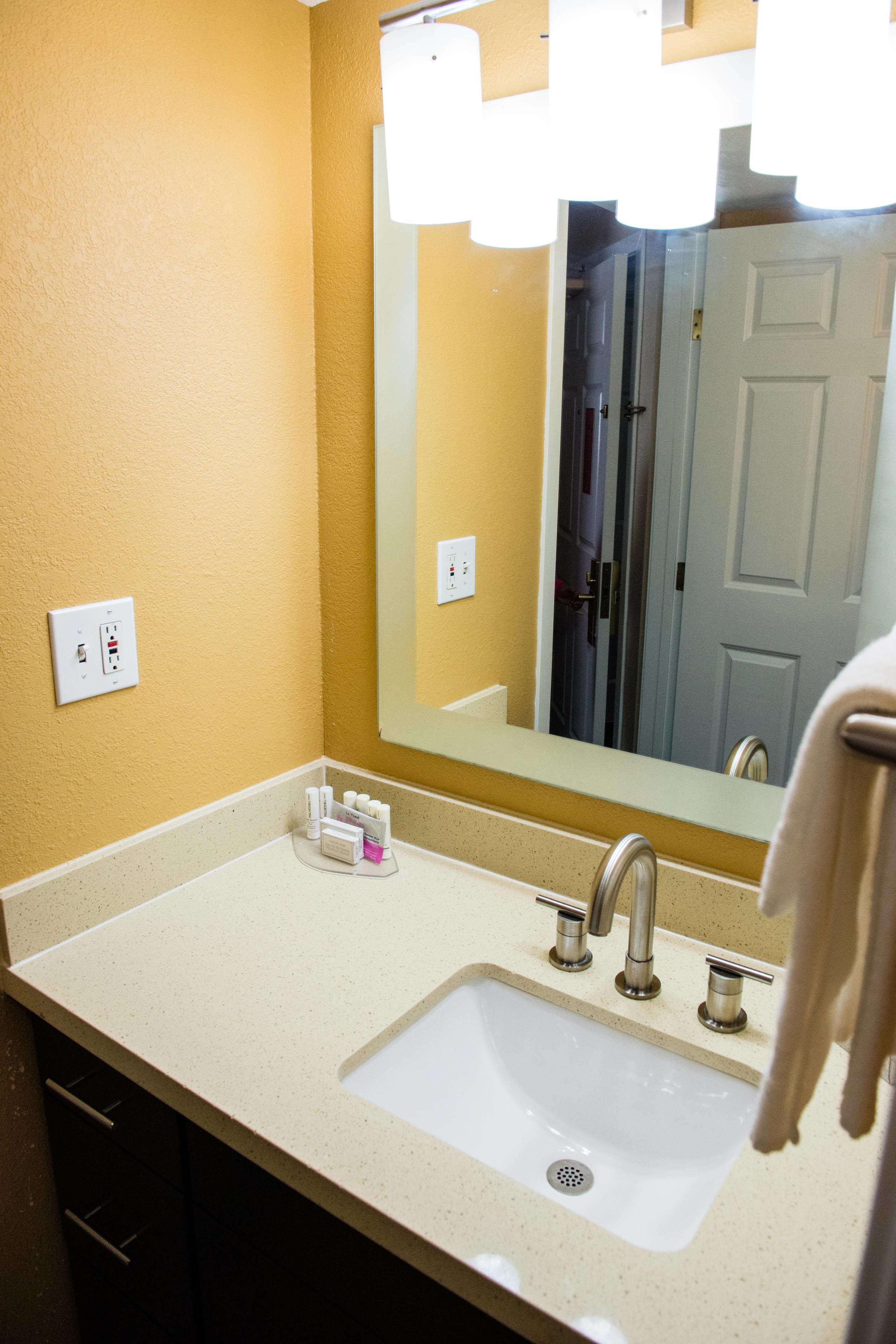 MainStay Suites Houston NASA/Clear Lake MainStay Suites Houston NASA/Clear Lake