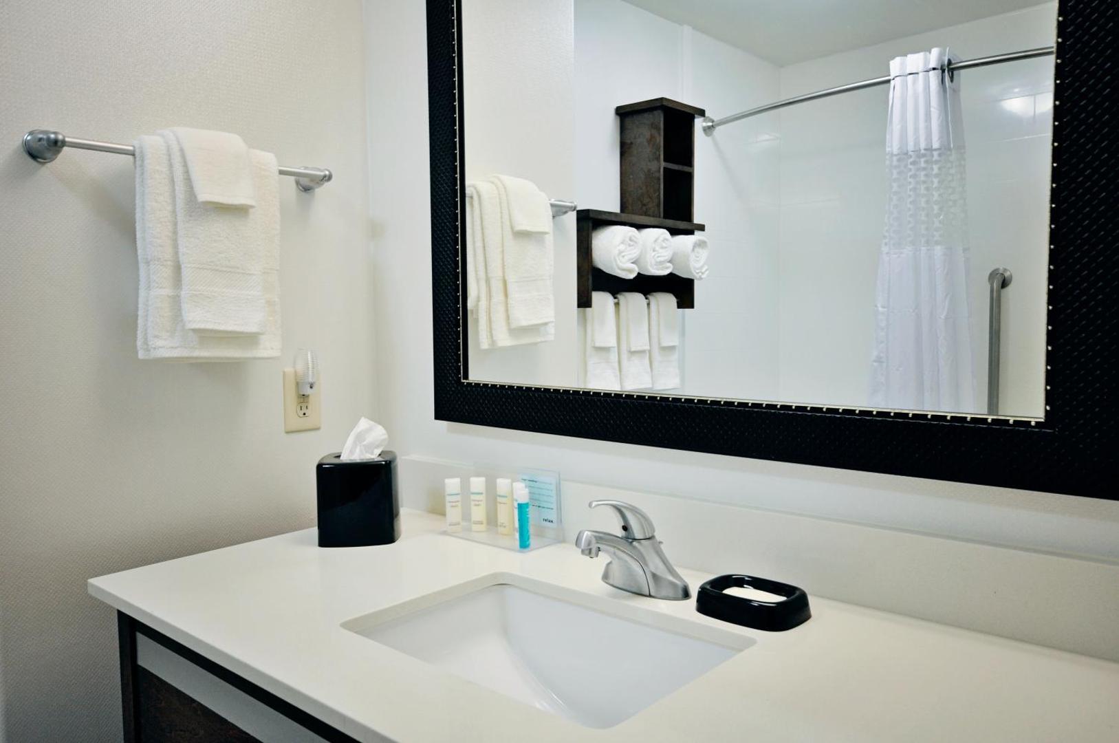 Hampton Inn & Suites Hutto Hampton Inn & Suites Hutto