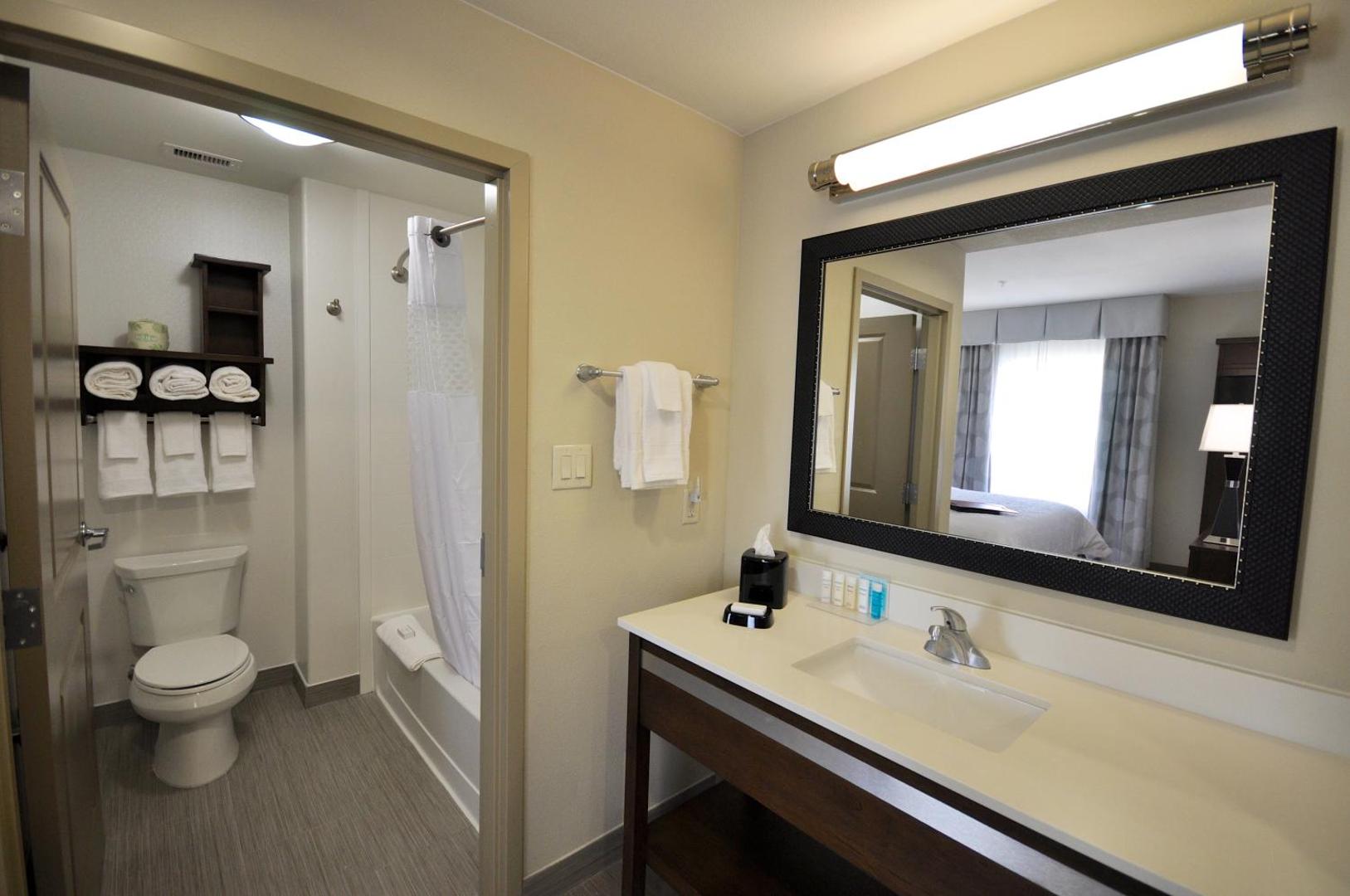 Hampton Inn & Suites Hutto Hampton Inn & Suites Hutto
