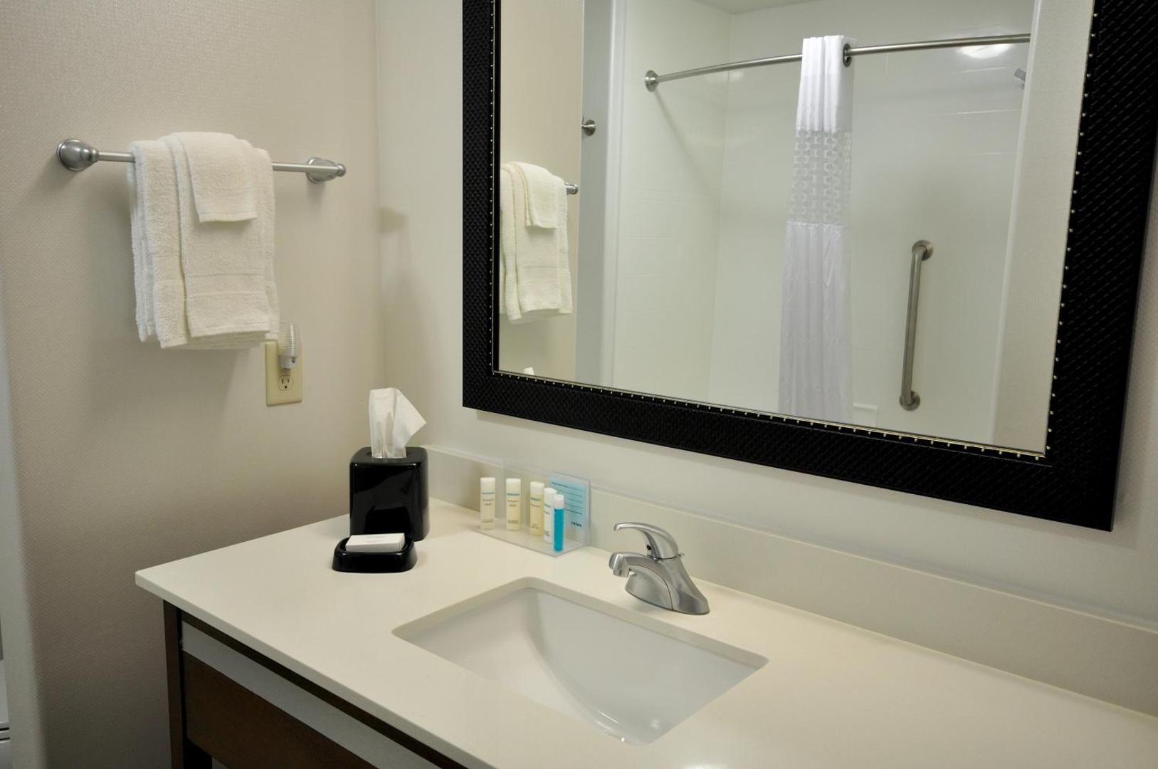 Hampton Inn & Suites Hutto Hampton Inn & Suites Hutto
