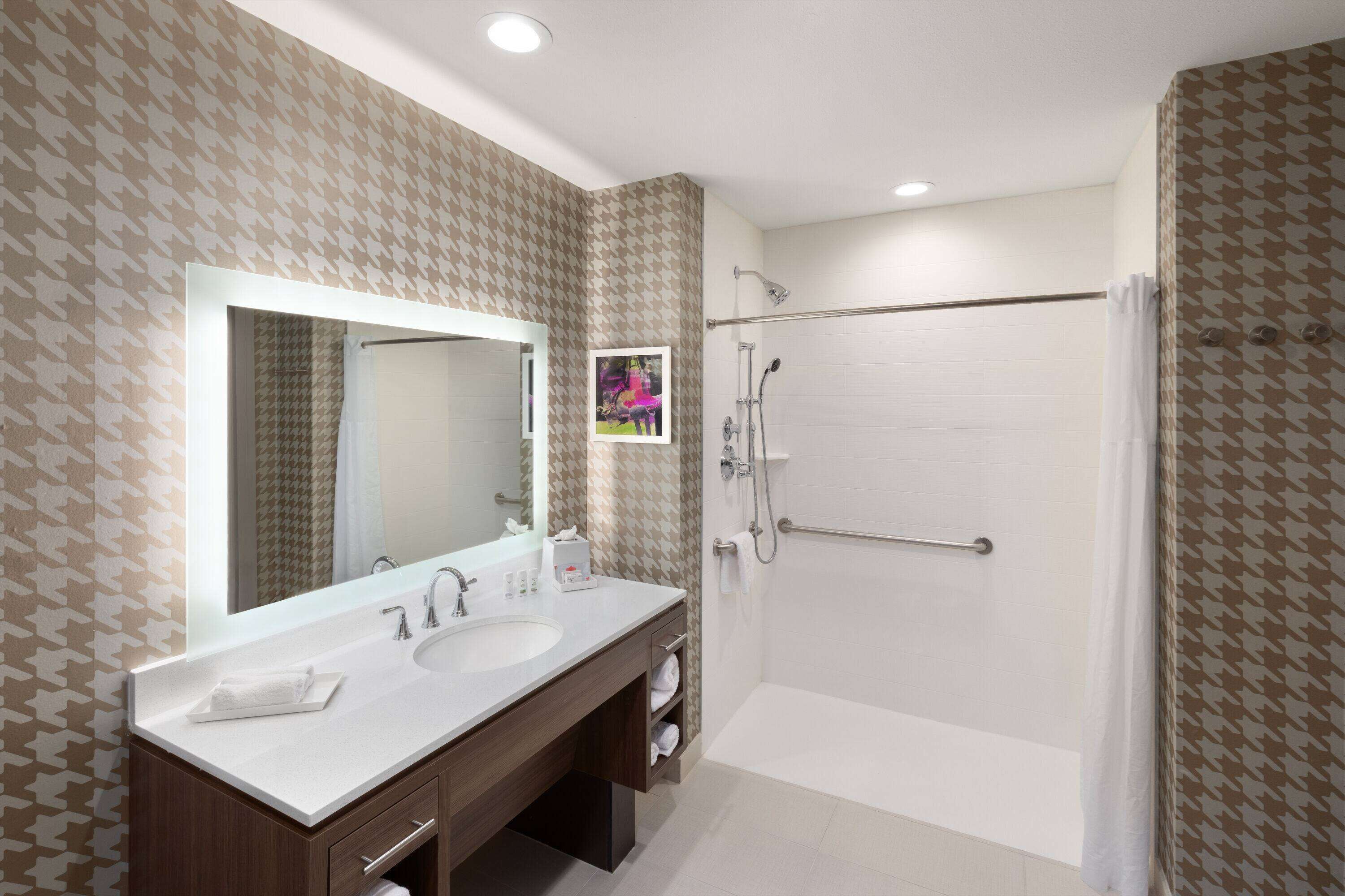 Hawthorn Extended Stay by Wyndham Kingwood/Houston