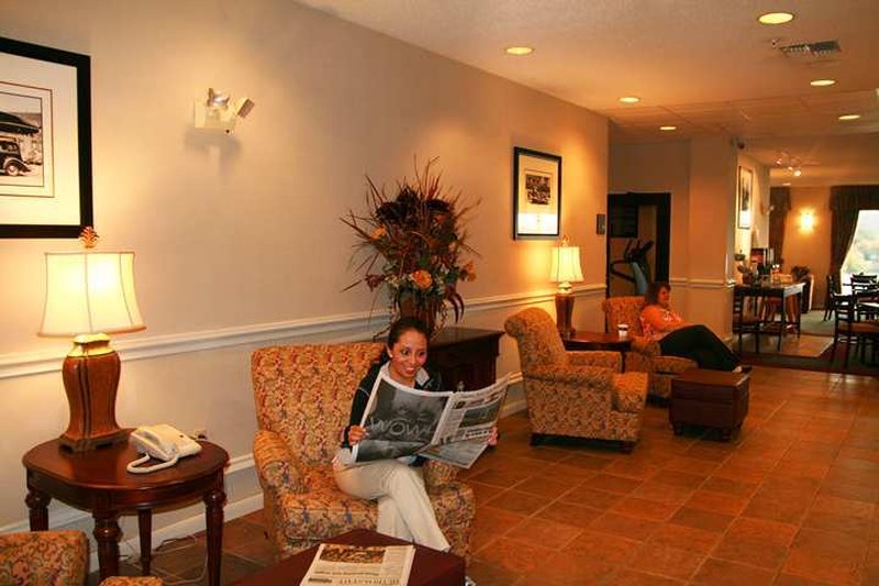Hidden Falls Inn at Lake Marble Falls Hidden Falls Inn at Lake Marble Falls