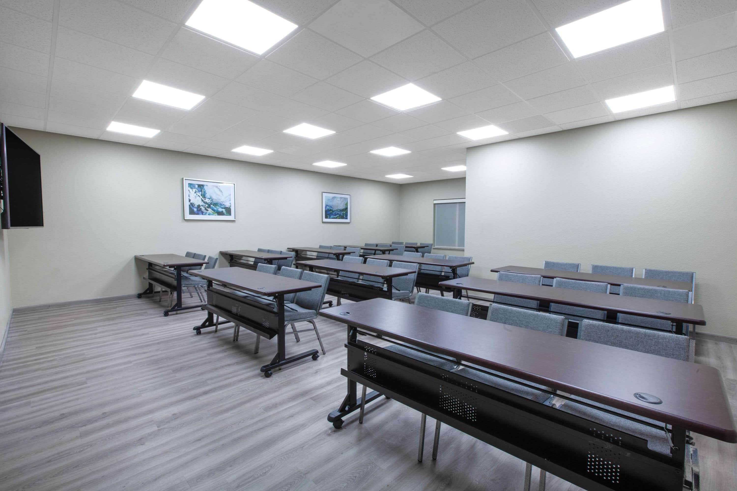 Hawthorn Extended Stay by Wyndham Odessa