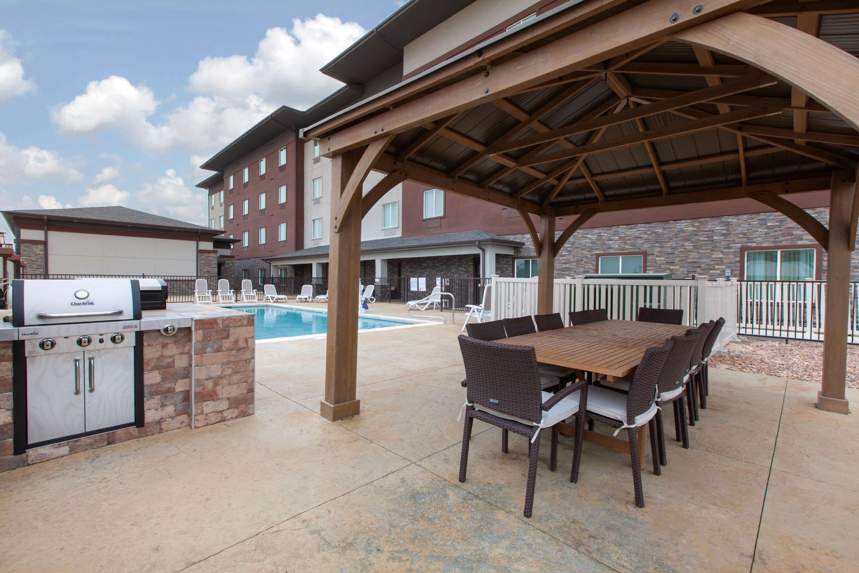Hawthorn Extended Stay by Wyndham Odessa