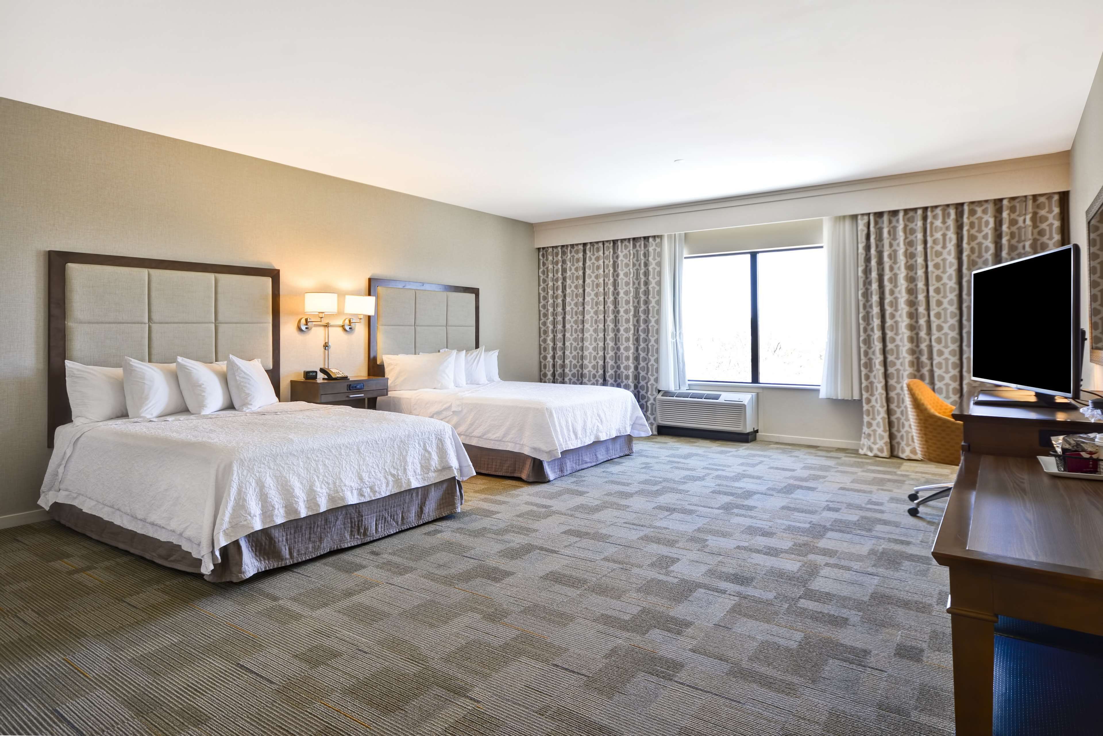Hampton Inn & Suites Dallas/Plano-East Hampton Inn & Suites Dallas/Plano-East