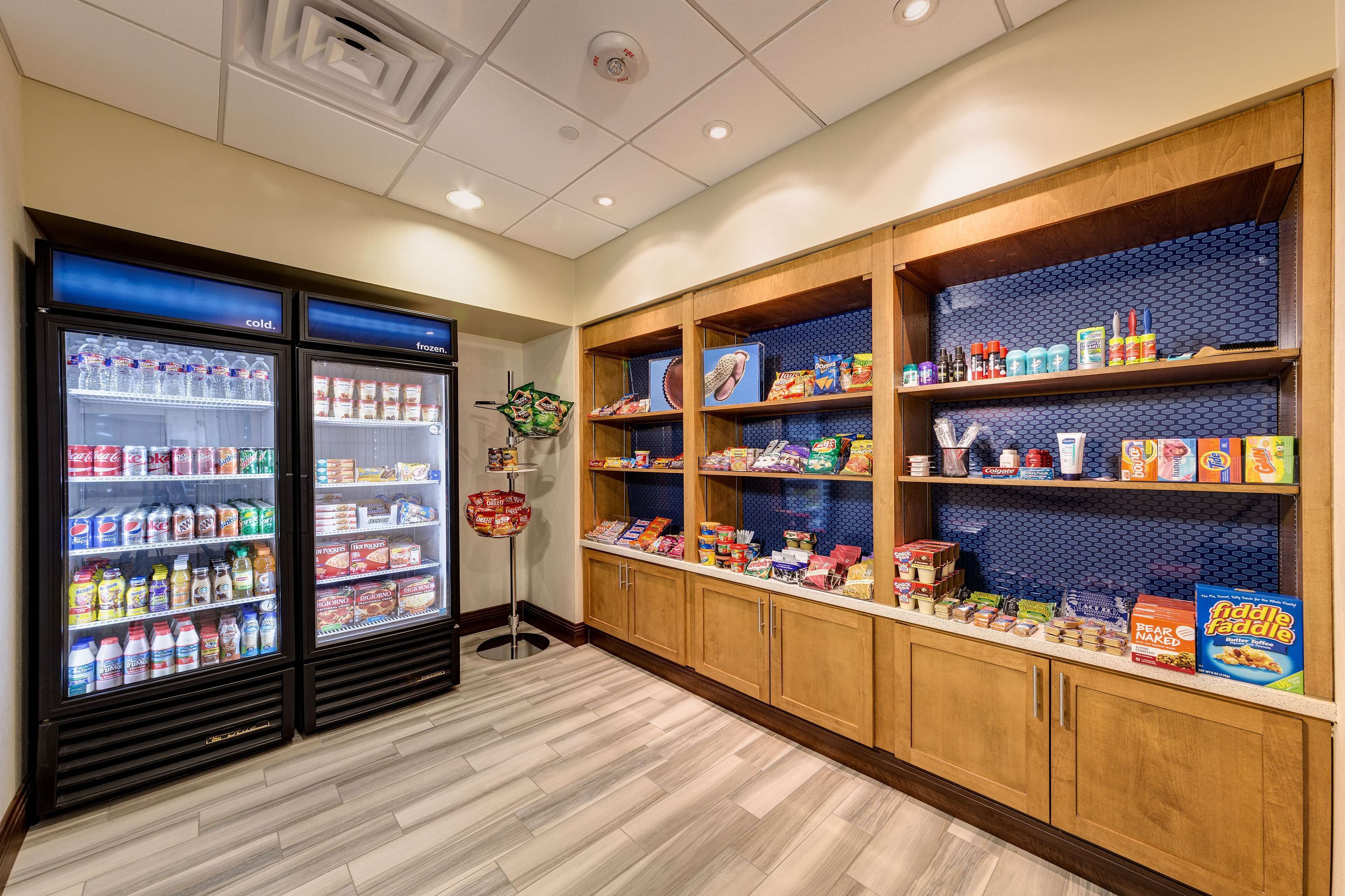 Hampton Inn & Suites Dallas/Plano-East Hampton Inn & Suites Dallas/Plano-East
