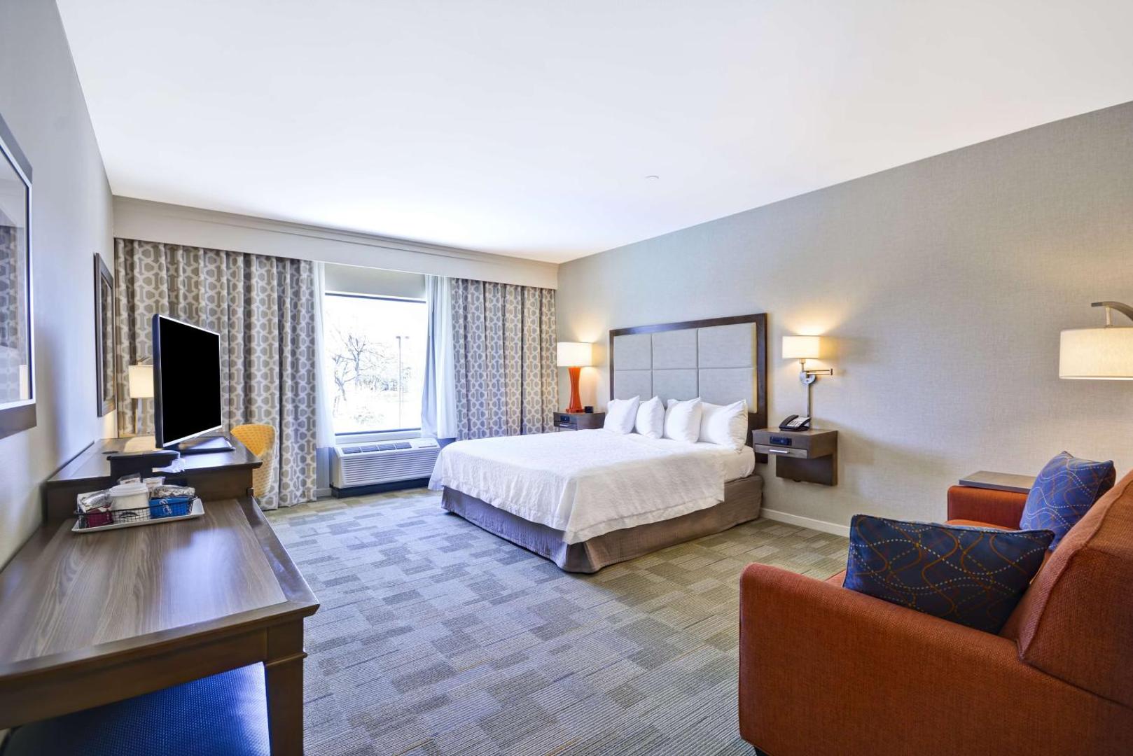 Hampton Inn & Suites Dallas/Plano-East Hampton Inn & Suites Dallas/Plano-East