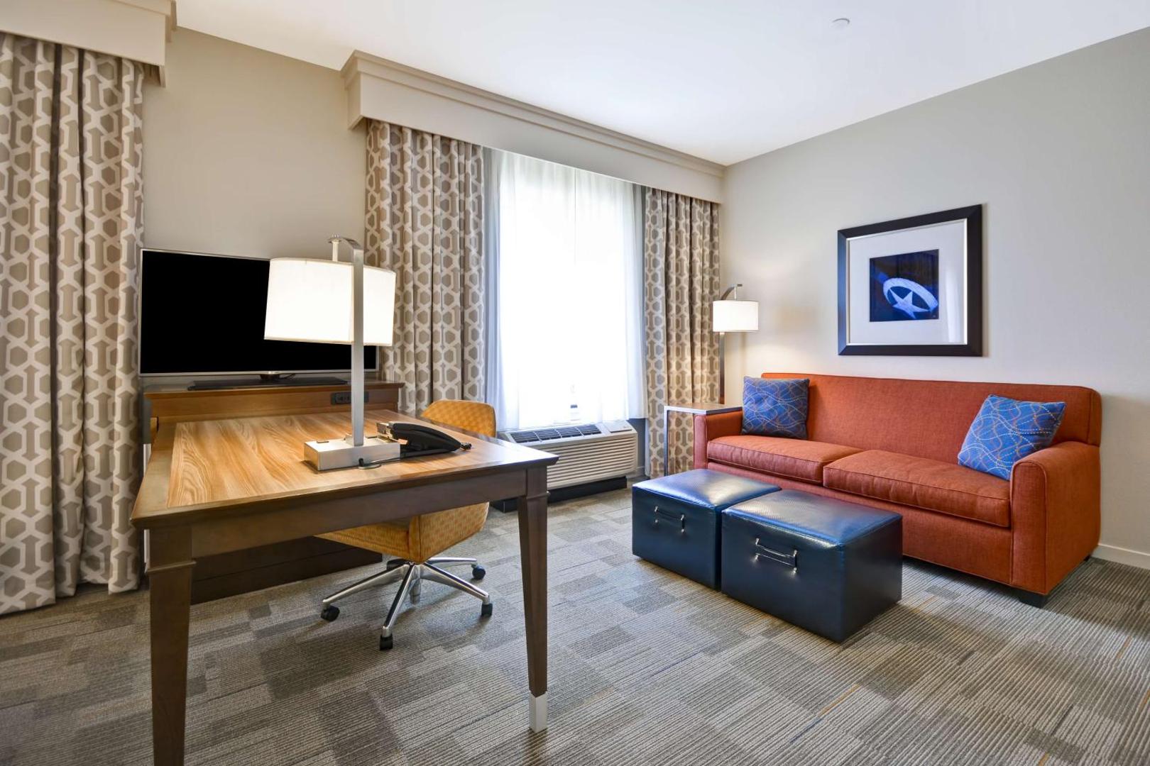 Hampton Inn & Suites Dallas/Plano-East Hampton Inn & Suites Dallas/Plano-East