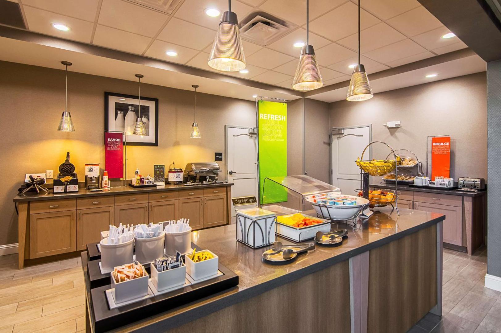 Hampton Inn & Suites Dallas/Richardson Hampton Inn & Suites Dallas/Richardson
