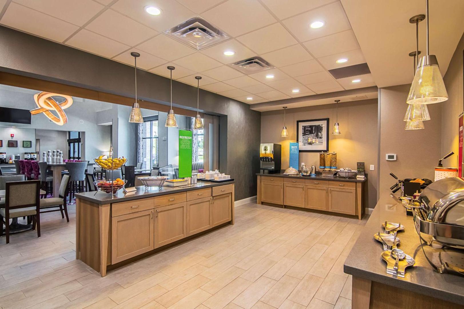 Hampton Inn & Suites Dallas/Richardson Hampton Inn & Suites Dallas/Richardson