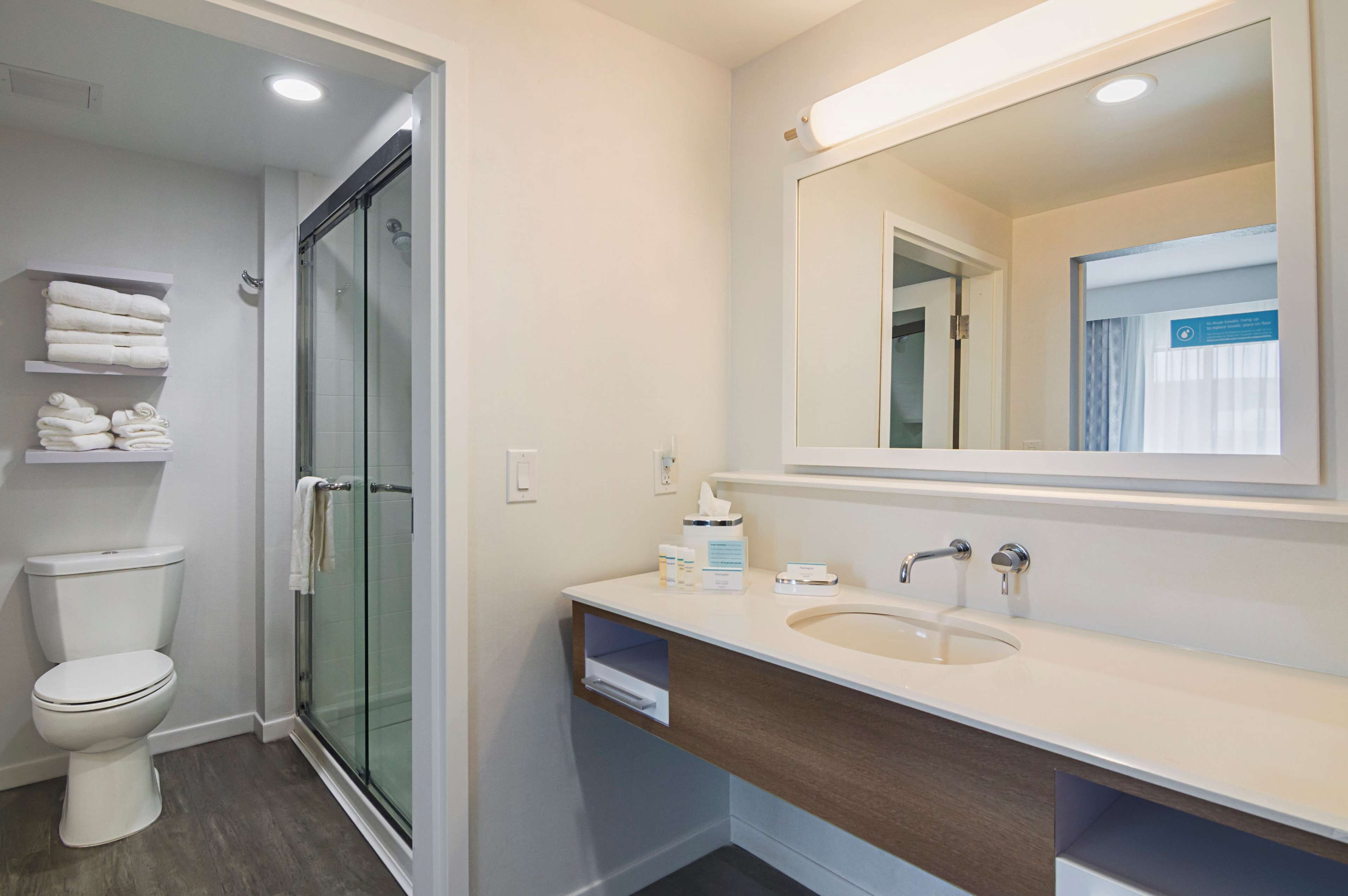 Hampton Inn & Suites Dallas/Richardson Hampton Inn & Suites Dallas/Richardson
