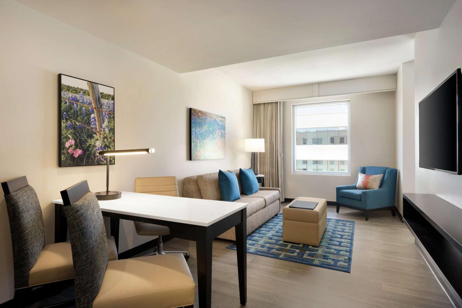 Embassy Suites by Hilton San Antonio Landmark Embassy Suites by Hilton San Antonio Landmark