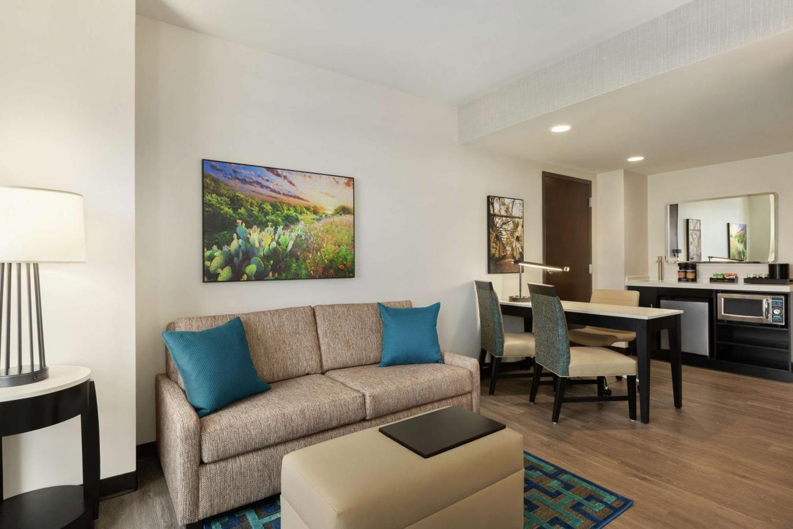 Embassy Suites by Hilton San Antonio Landmark Embassy Suites by Hilton San Antonio Landmark